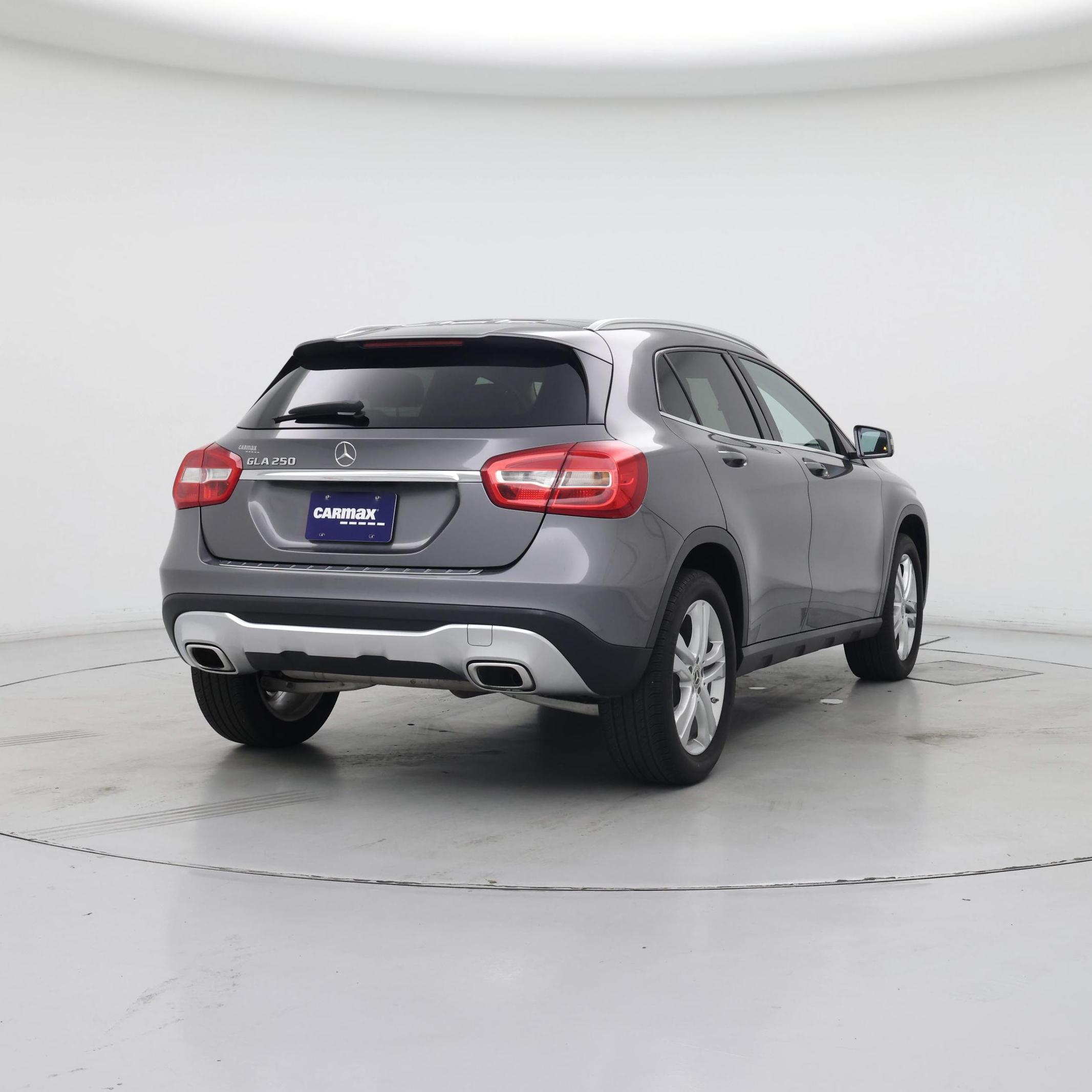 Thumbnail: 2020 Mercedes-Benz GLA - 8