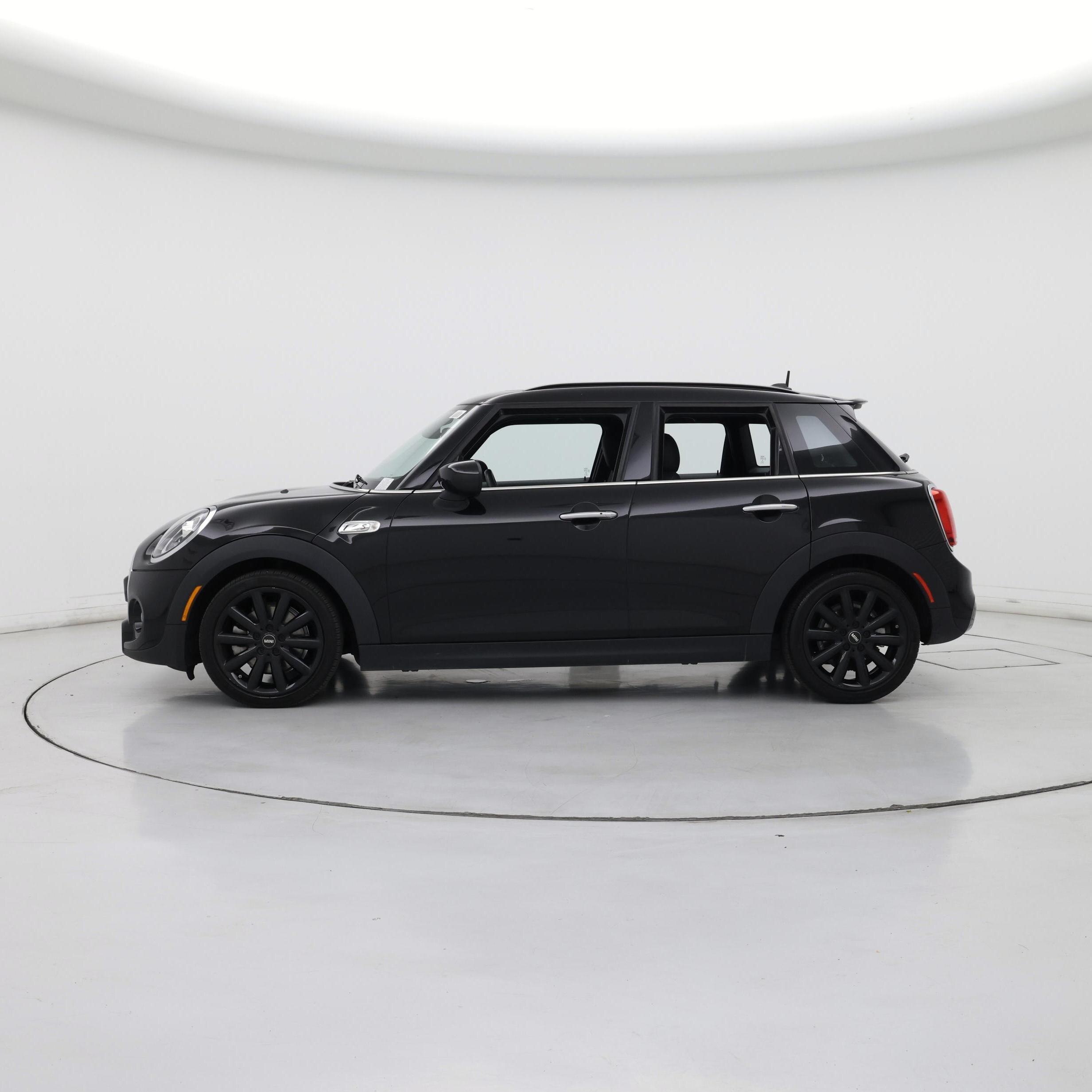 Thumbnail: 2021 MINI Cooper Hardtop - 3