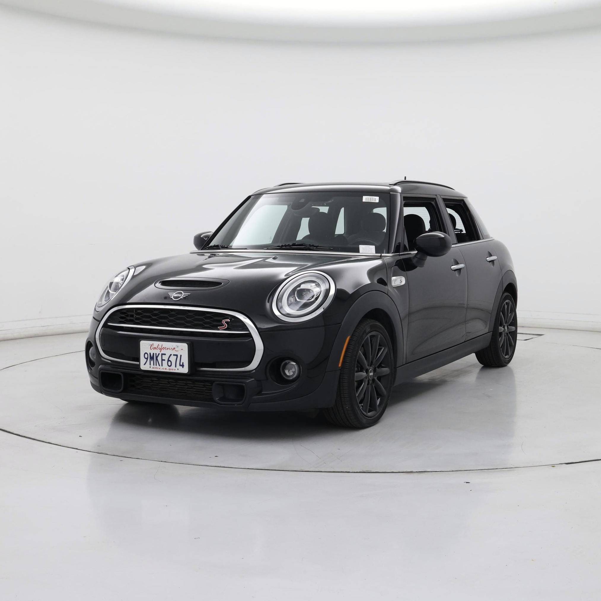 Thumbnail: 2021 MINI Cooper Hardtop - 4
