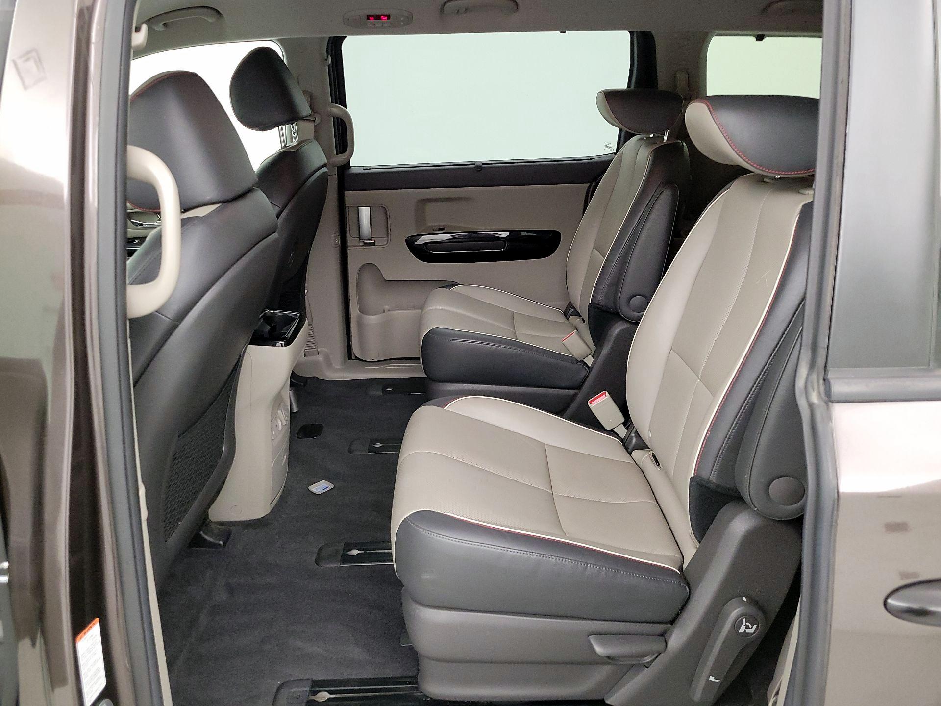 Thumbnail: 2017 Kia Sedona - 18