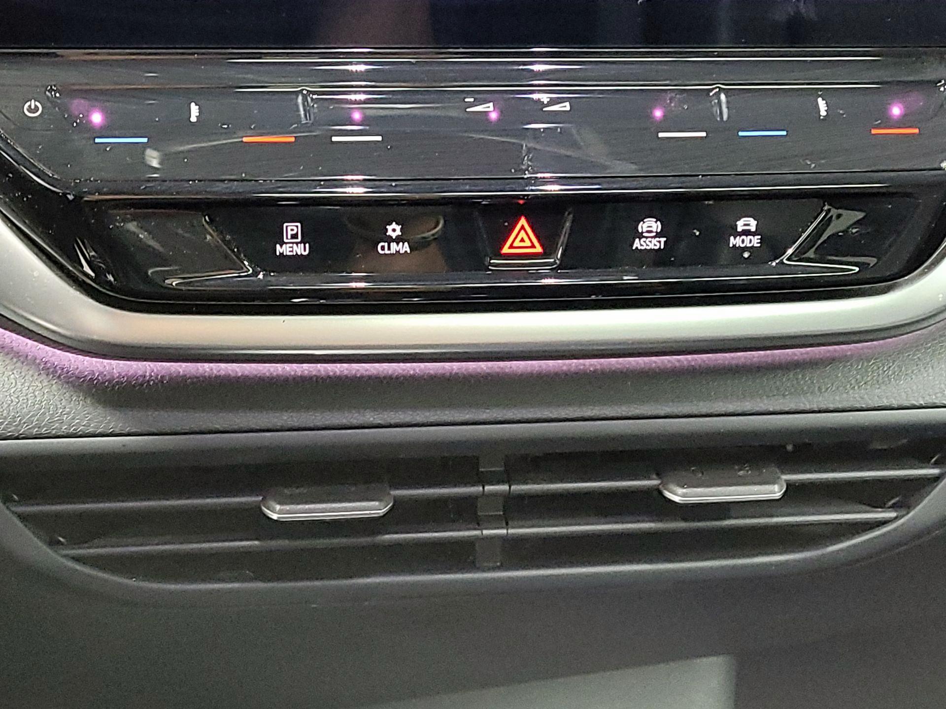 Thumbnail: 2021 Volkswagen ID.4 - 16