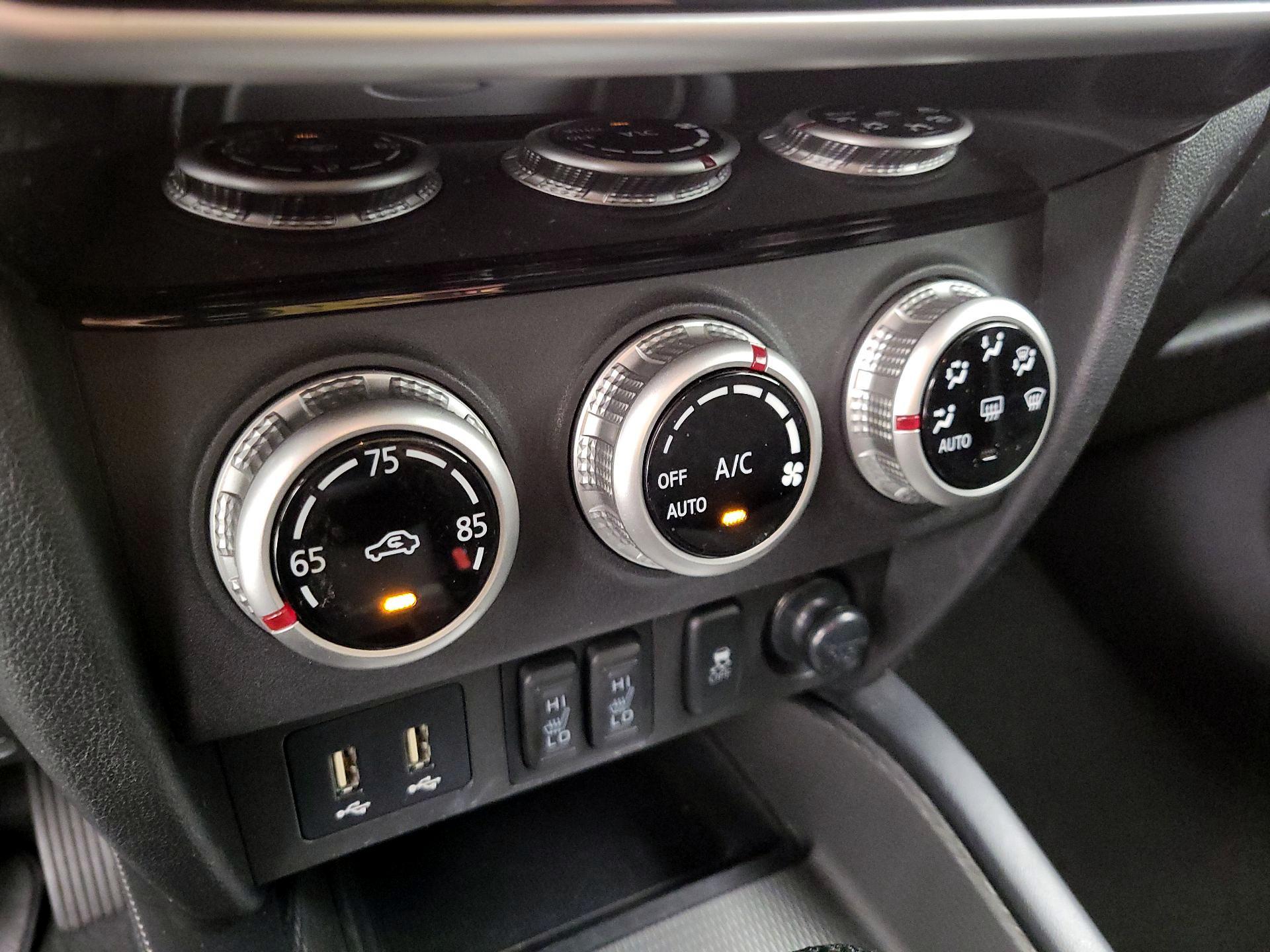 Thumbnail: 2021 Mitsubishi Outlander Sport - 15