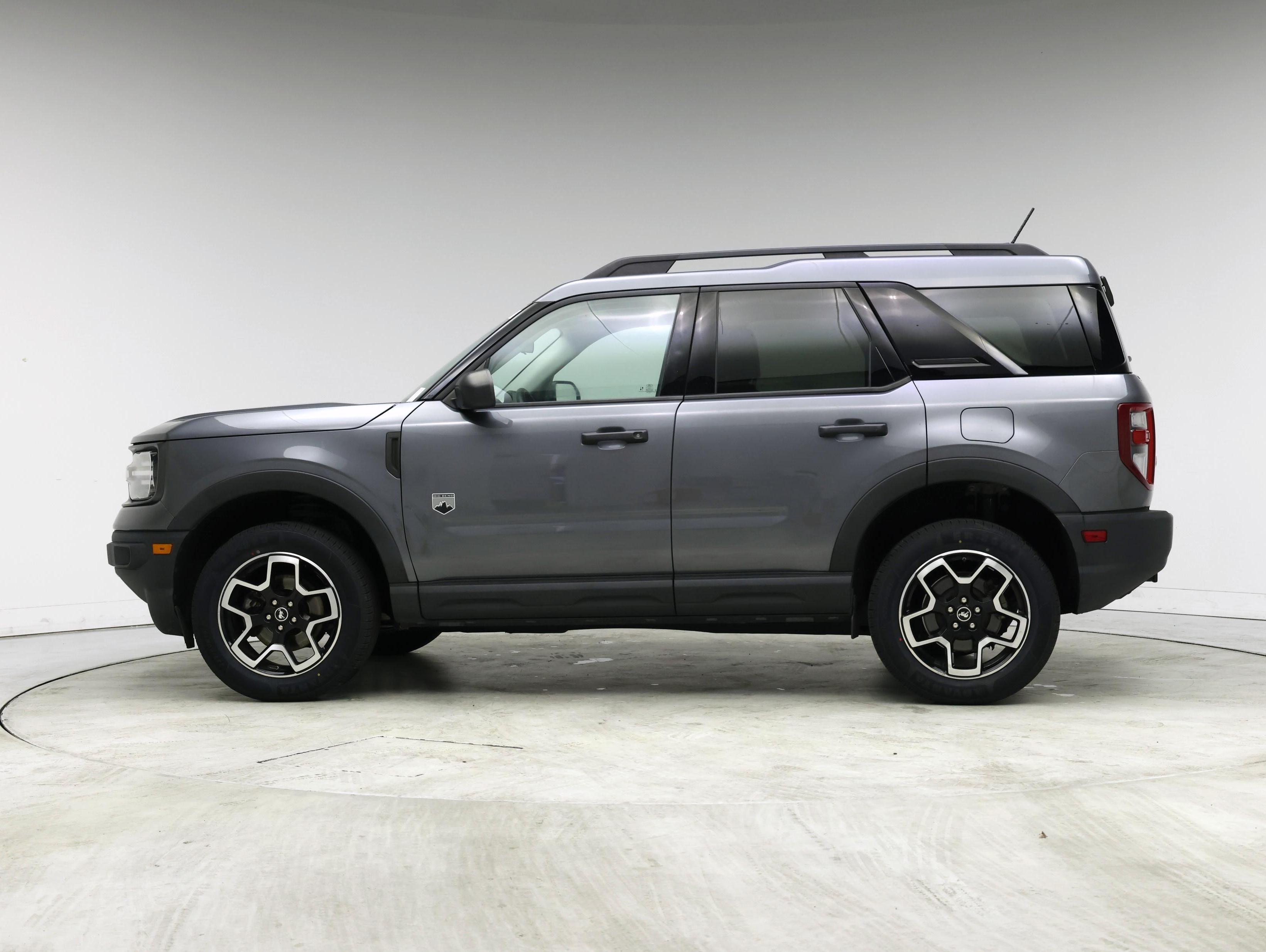 Thumbnail: 2021 Ford Bronco Sport - 3