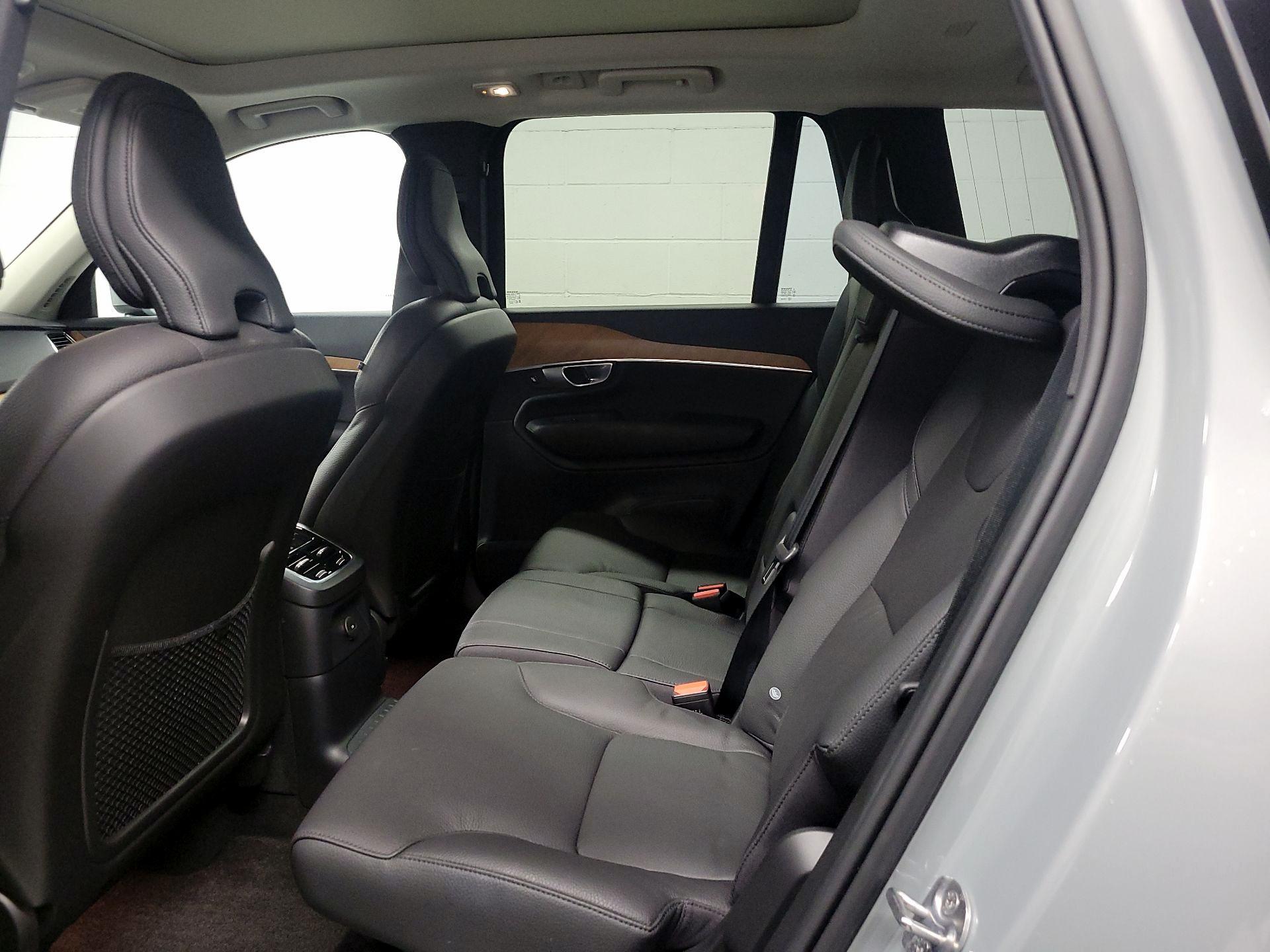 Thumbnail: 2024 Volvo XC90 - 17