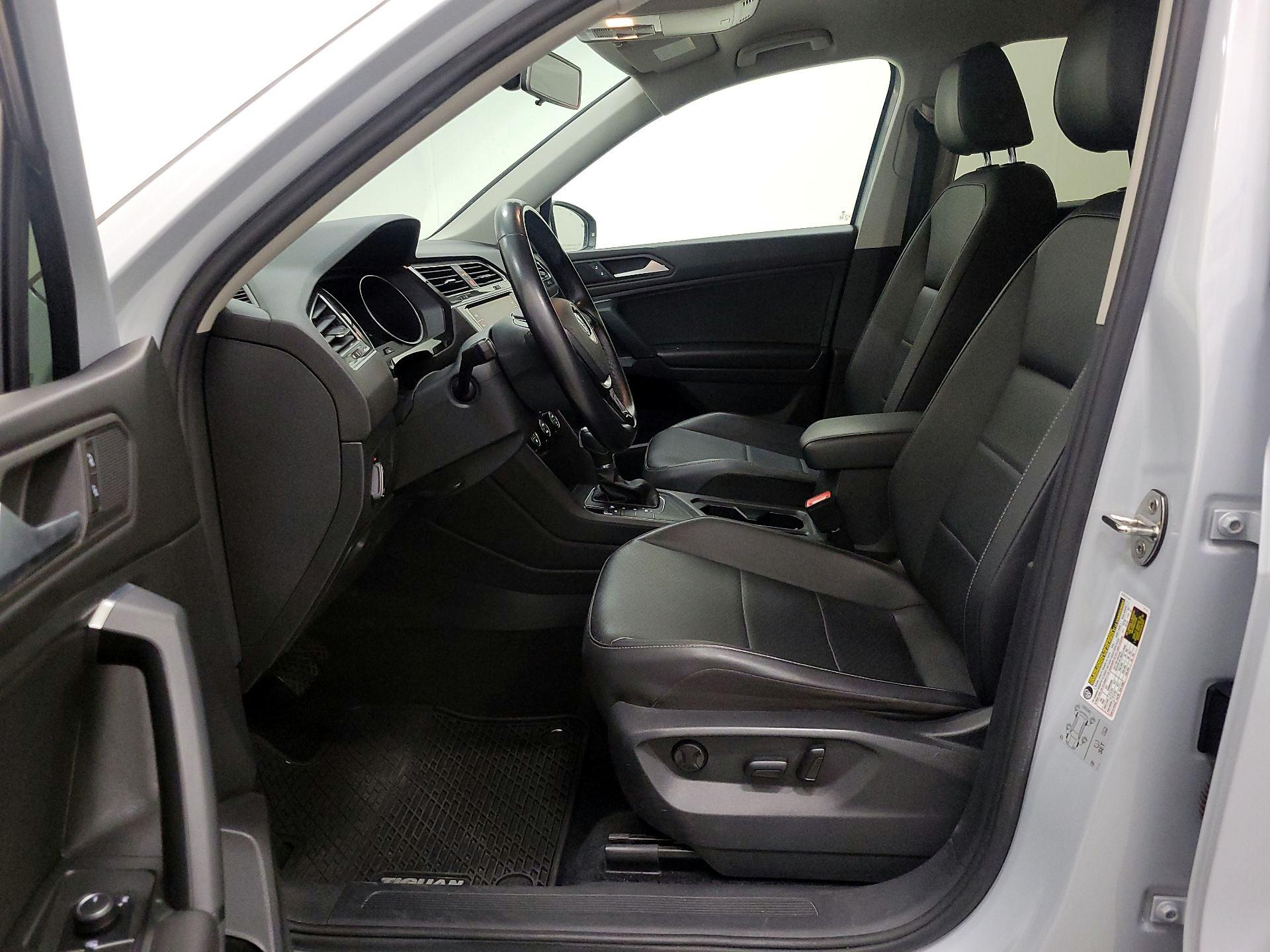 Thumbnail: 2019 Volkswagen Tiguan - 11