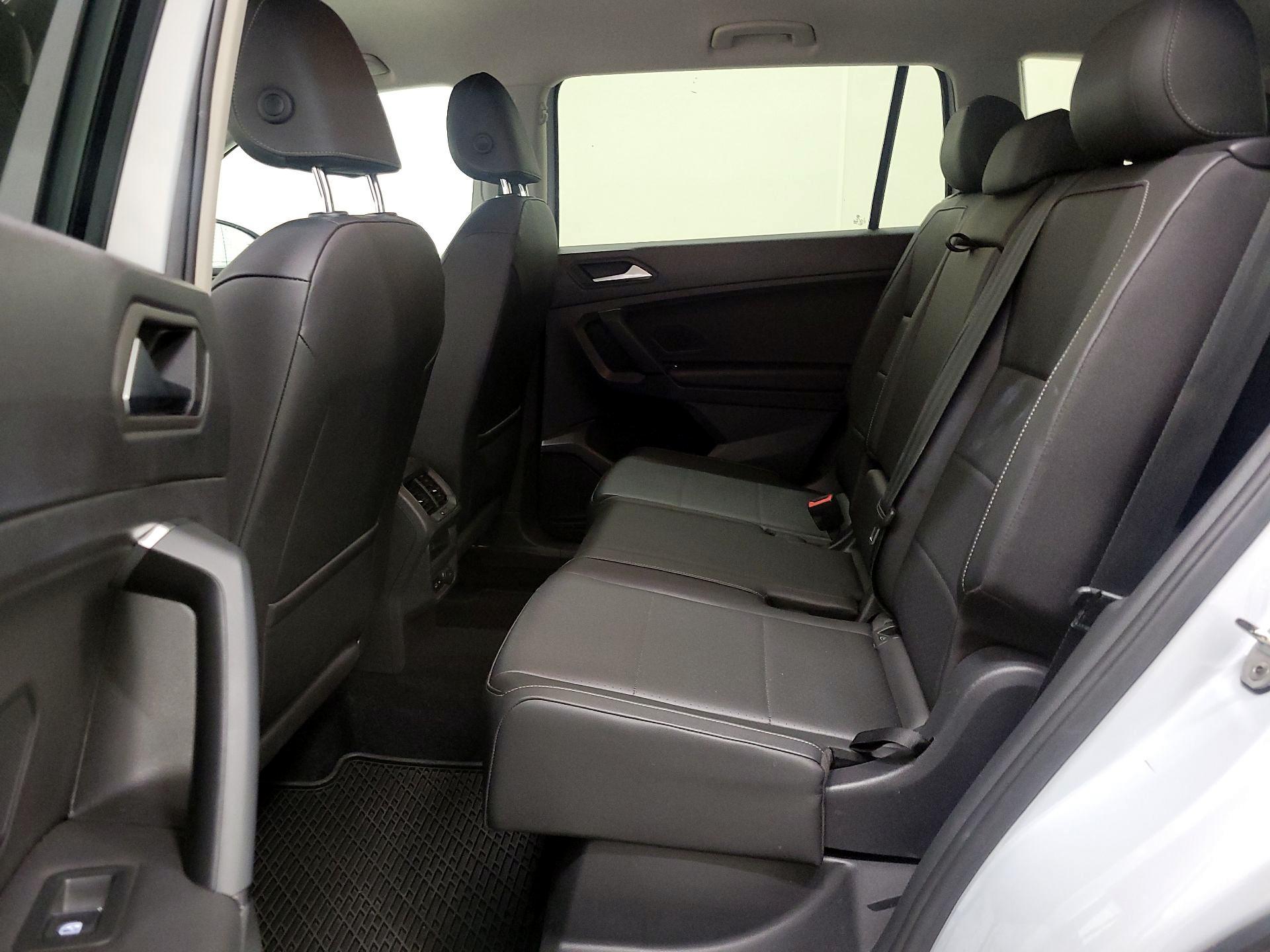 Thumbnail: 2019 Volkswagen Tiguan - 19