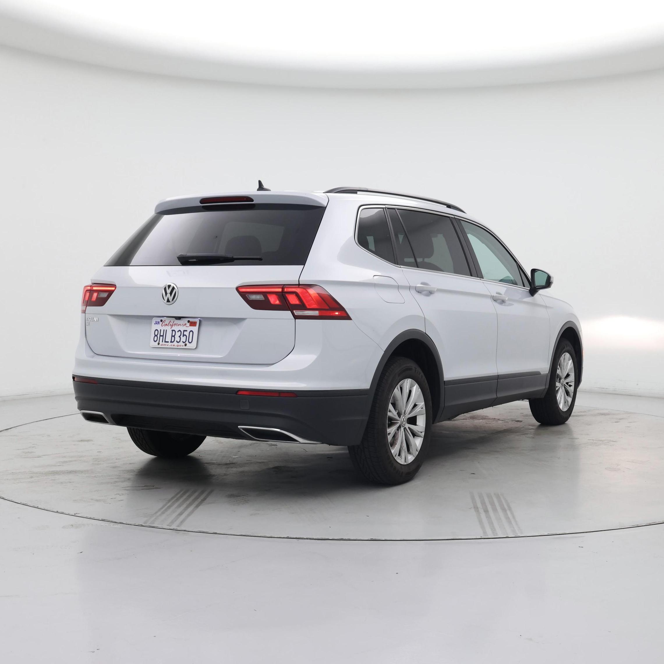 Thumbnail: 2019 Volkswagen Tiguan - 8