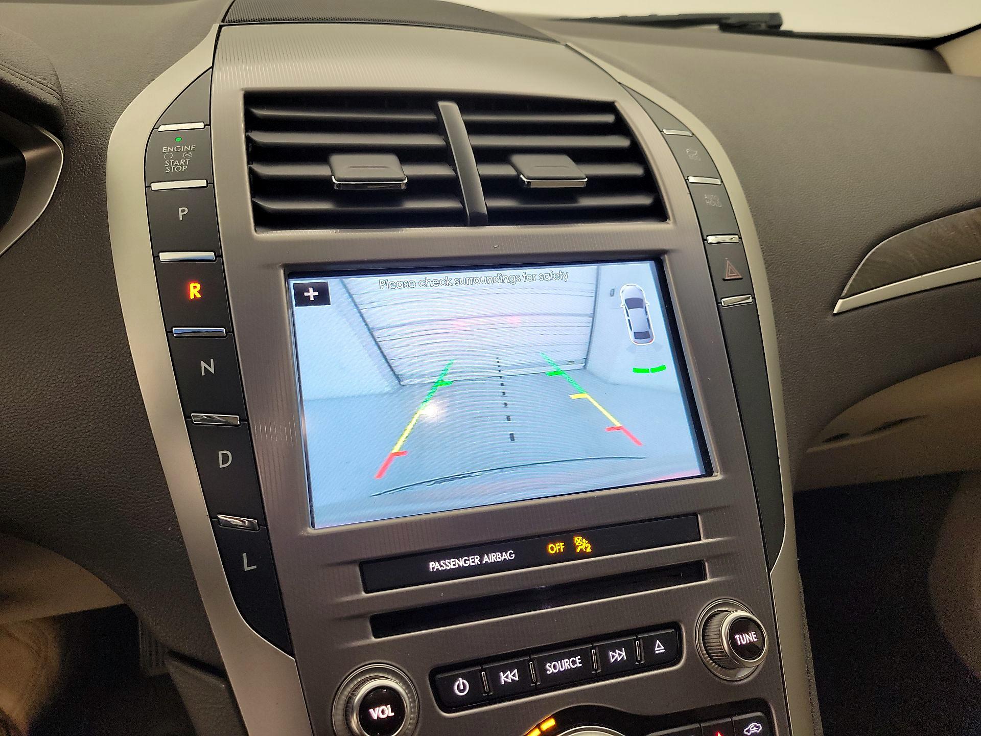 Thumbnail: 2017 Lincoln MKZ - 15