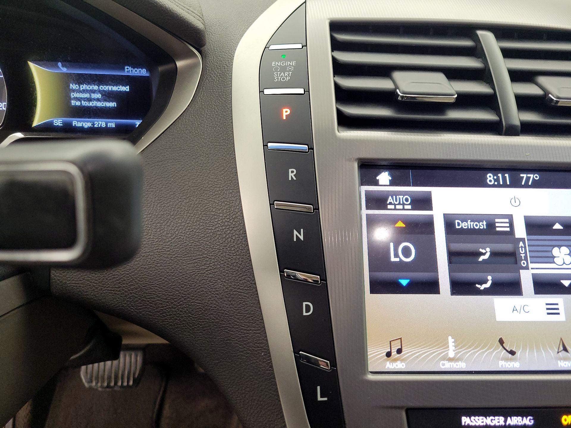 Thumbnail: 2017 Lincoln MKZ - 18