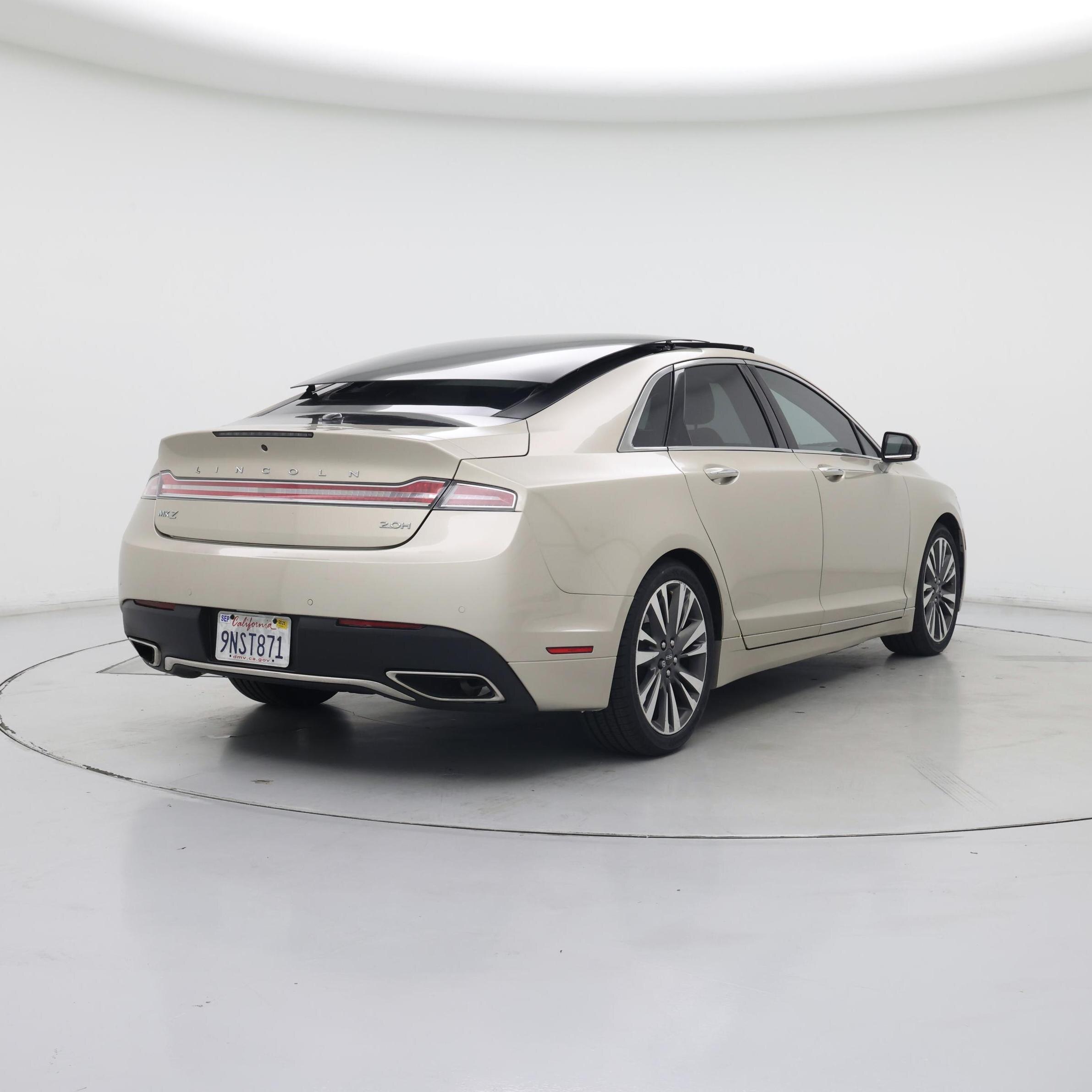 Thumbnail: 2017 Lincoln MKZ - 8