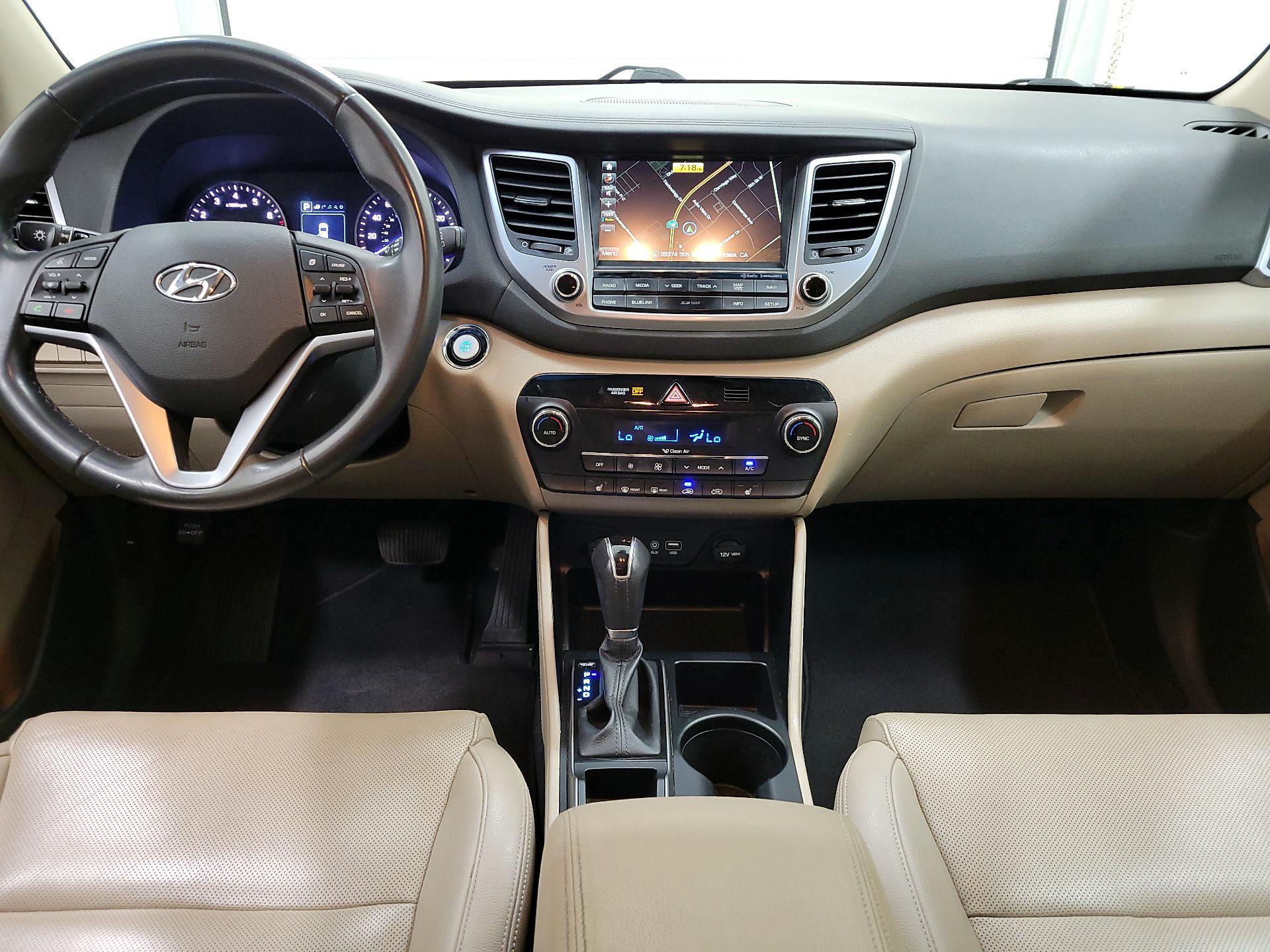 Thumbnail: 2016 Hyundai Tucson - 9