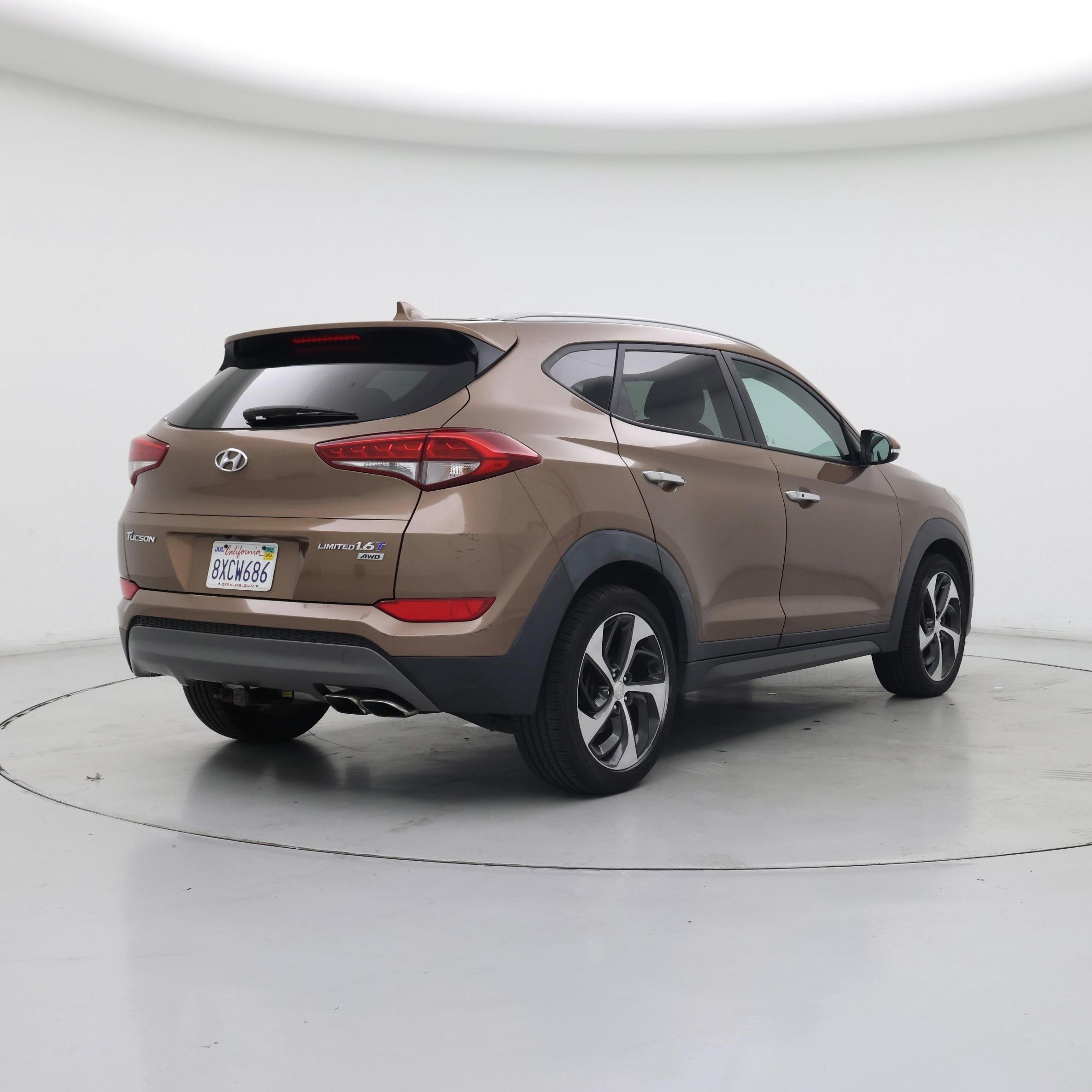 Thumbnail: 2016 Hyundai Tucson - 8