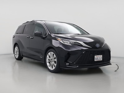 Black 2021 Toyota Sienna Hybrid XSE