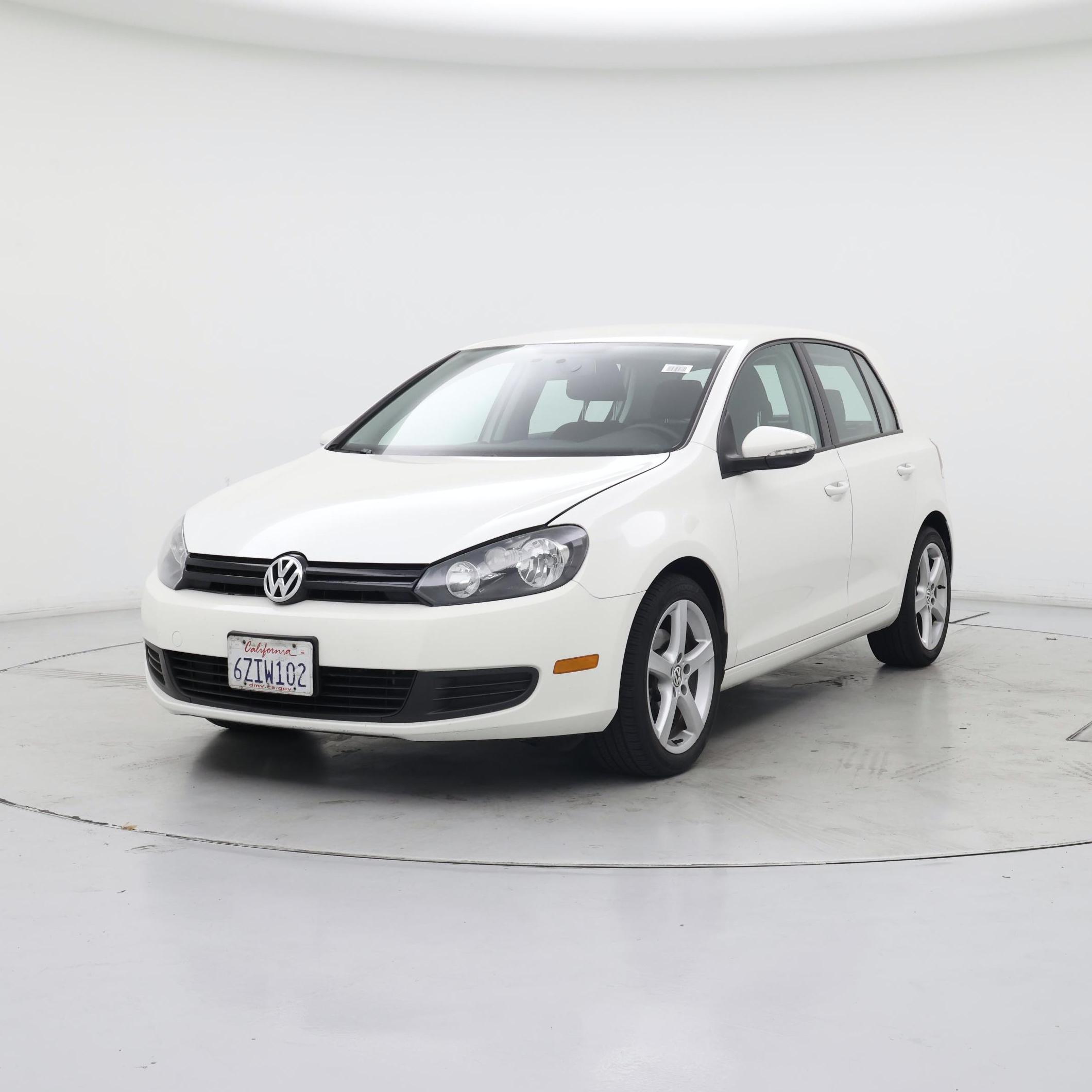 Thumbnail: 2013 Volkswagen Golf - 4