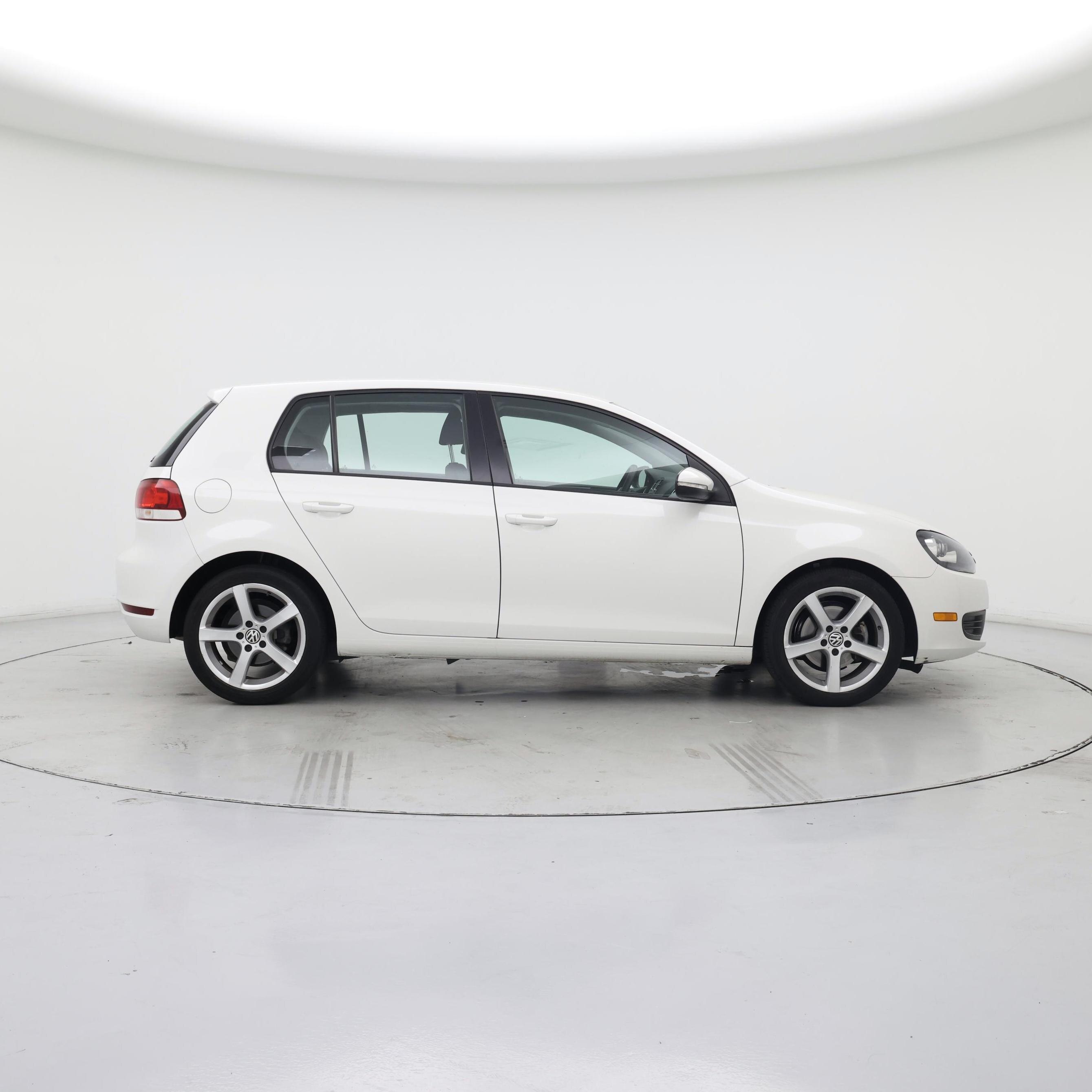 Thumbnail: 2013 Volkswagen Golf - 7