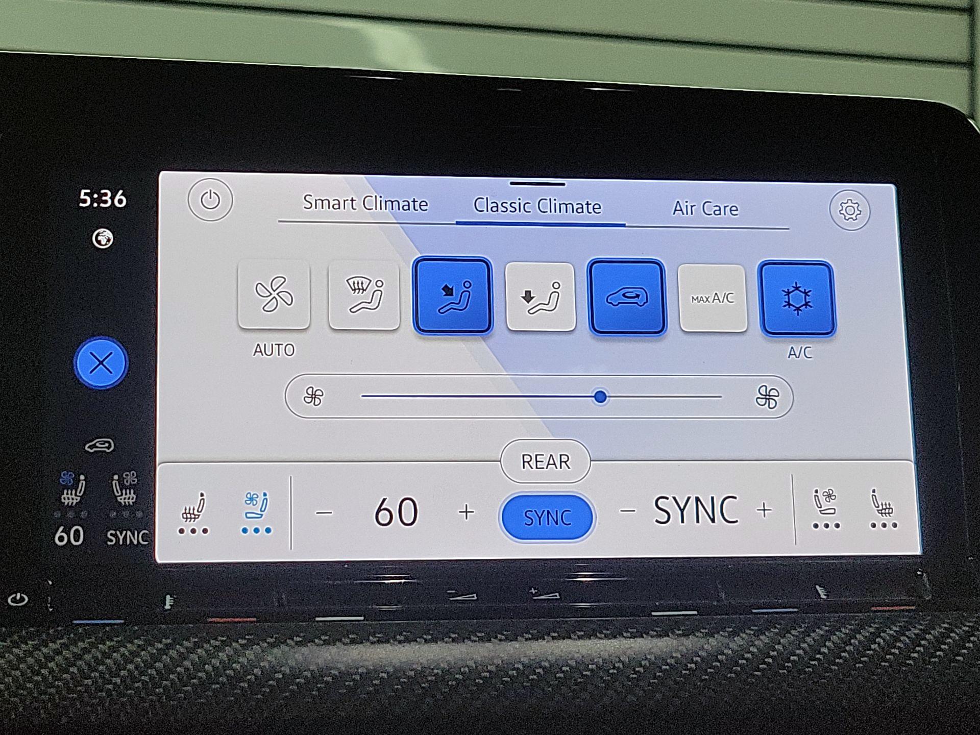 Thumbnail: 2023 Volkswagen Golf - 15