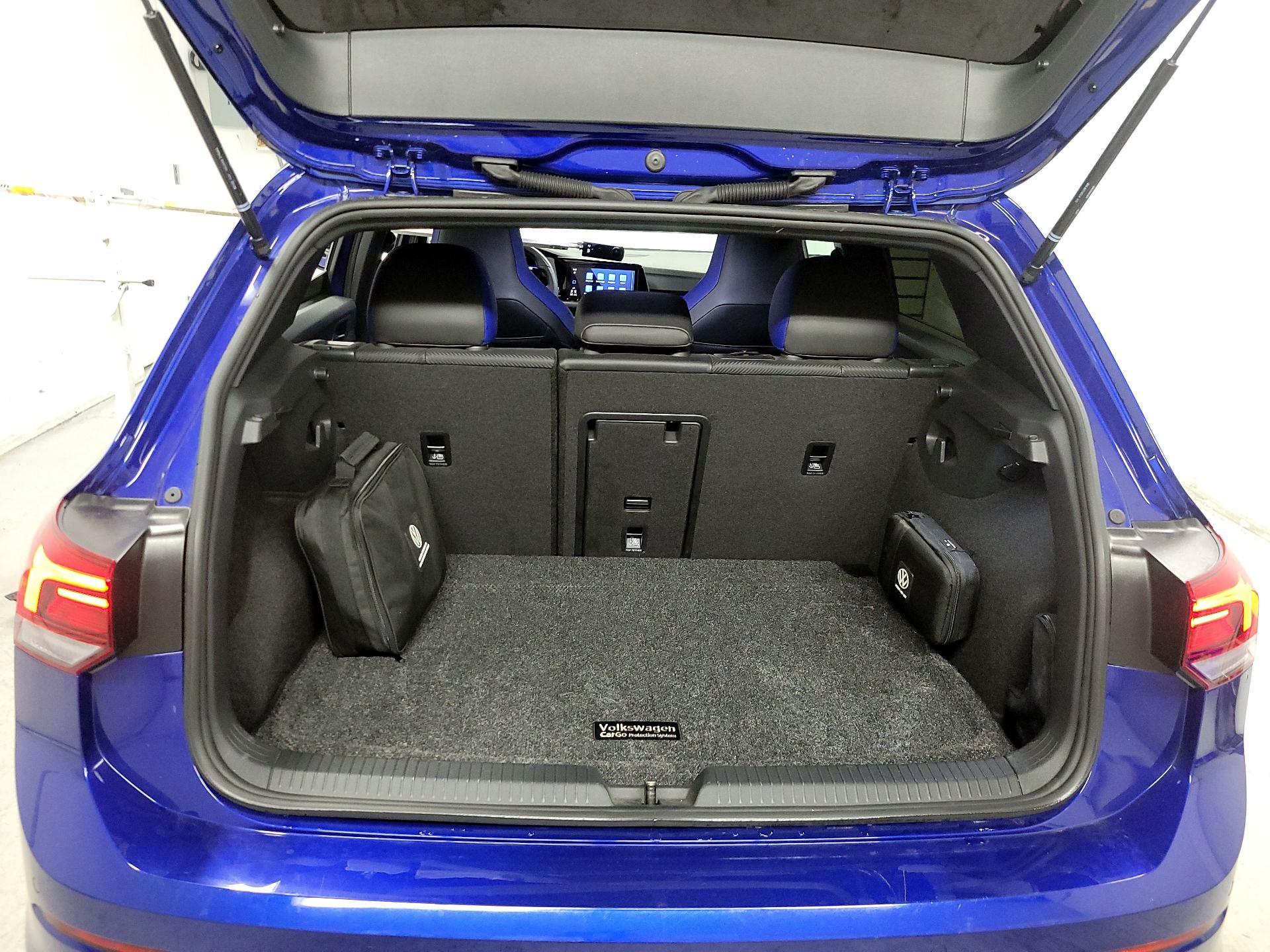 Thumbnail: 2023 Volkswagen Golf - 18