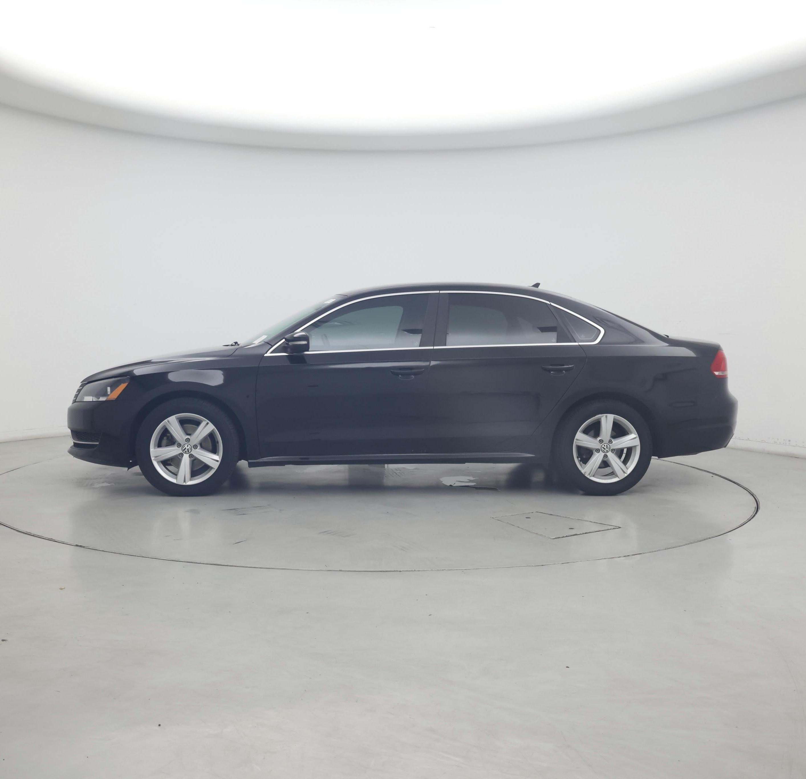 Thumbnail: 2014 Volkswagen Passat - 3