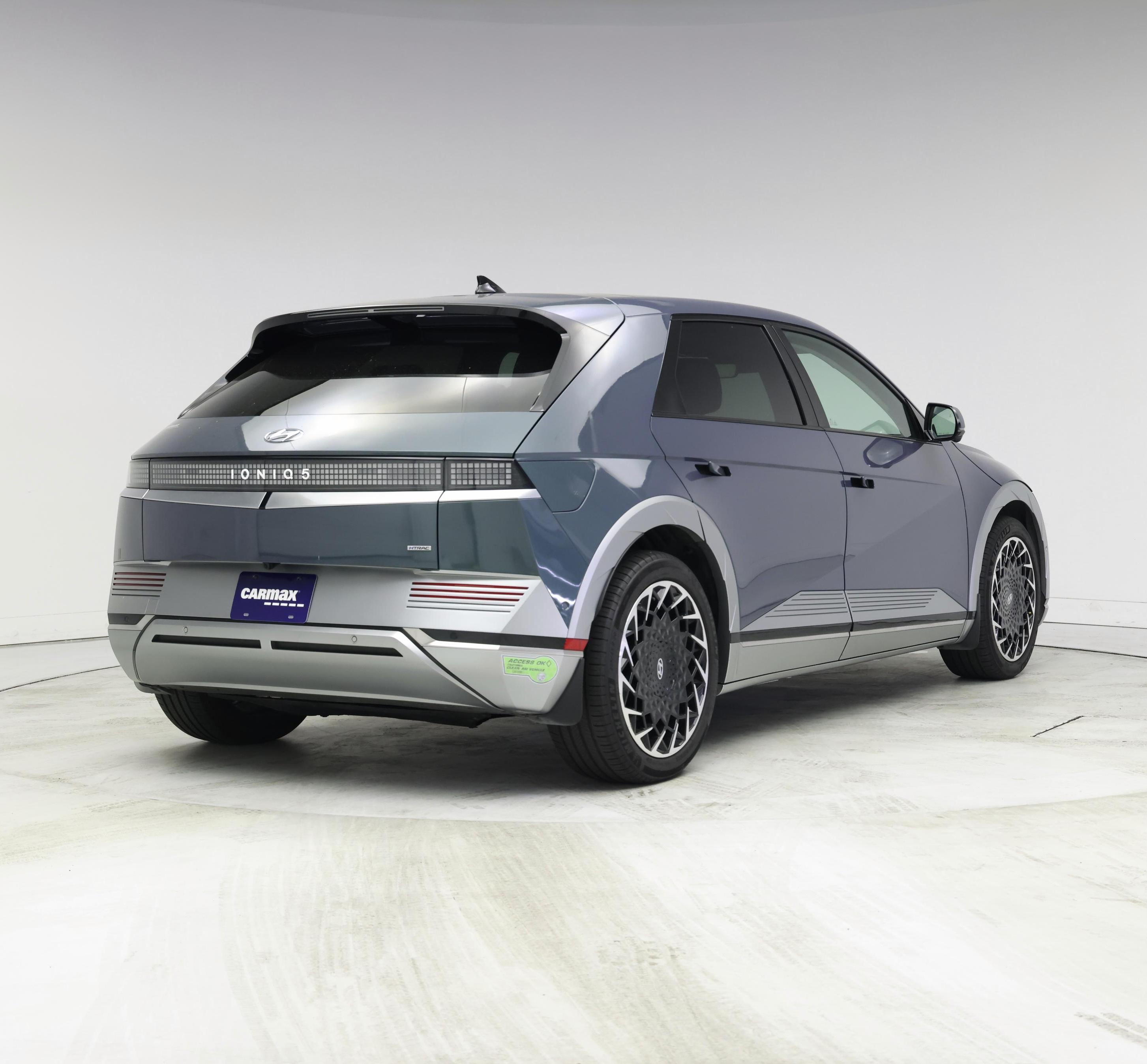 Thumbnail: 2023 Hyundai Ioniq 5 - 8
