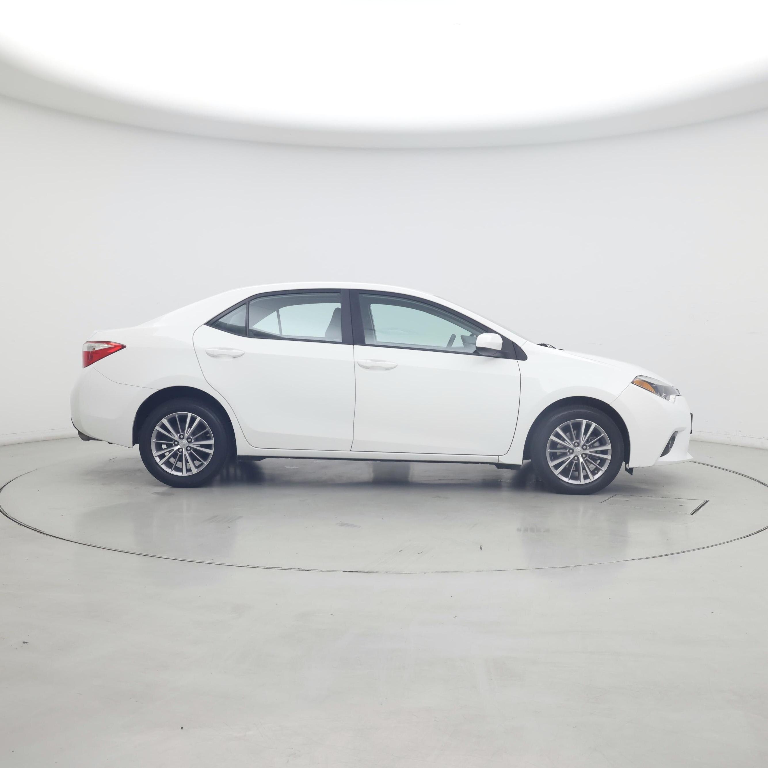 Thumbnail: 2015 Toyota Corolla - 7