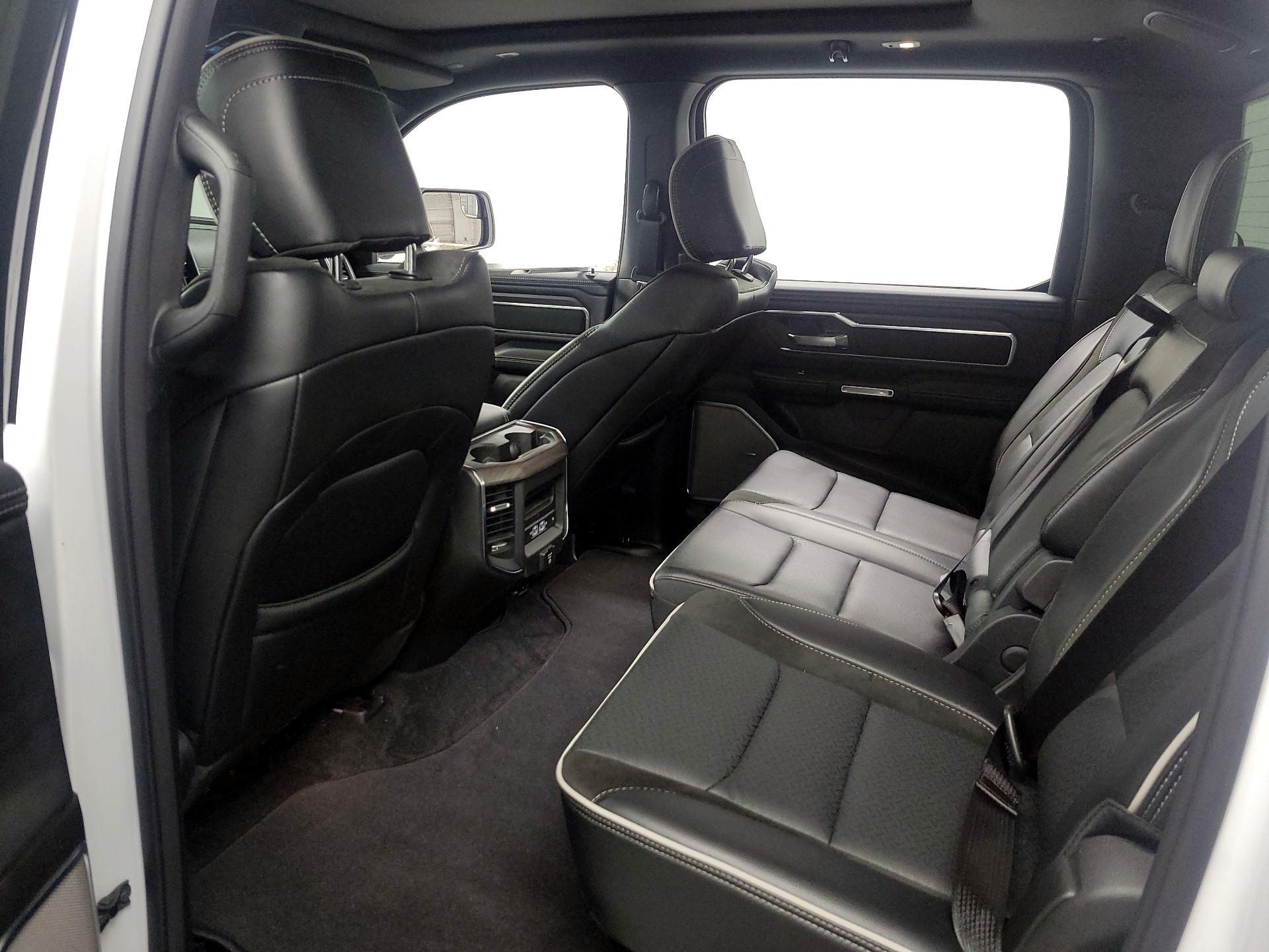 Thumbnail: 2025 RAM 1500 - 18