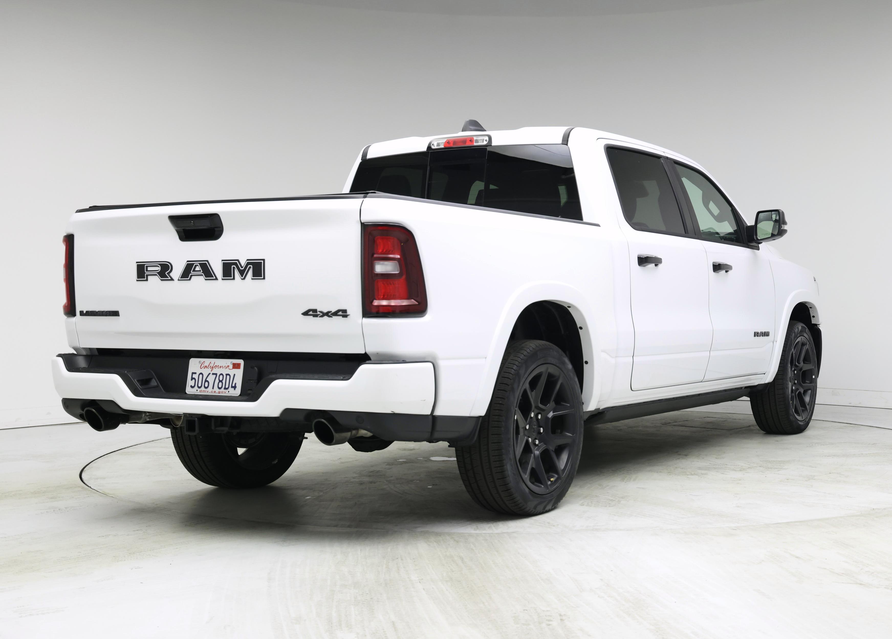 Thumbnail: 2025 RAM 1500 - 8
