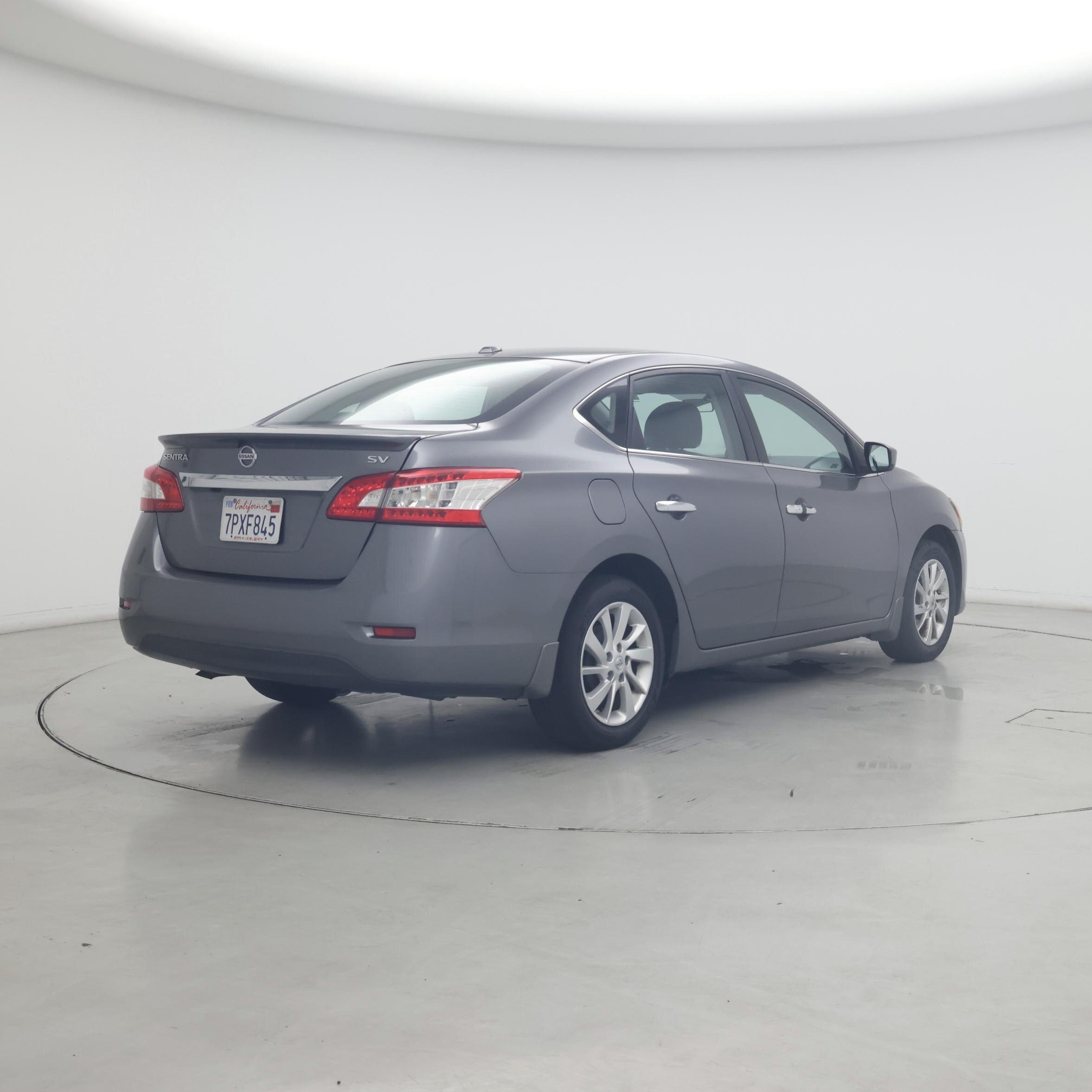 Thumbnail: 2015 Nissan Sentra - 8