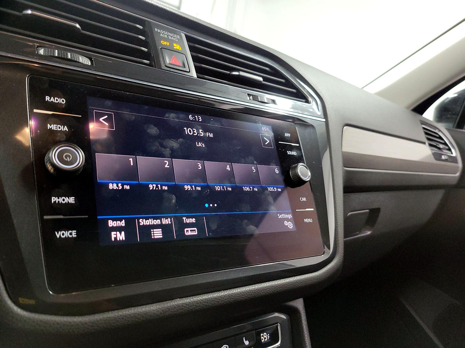 Thumbnail: 2019 Volkswagen Tiguan - 15