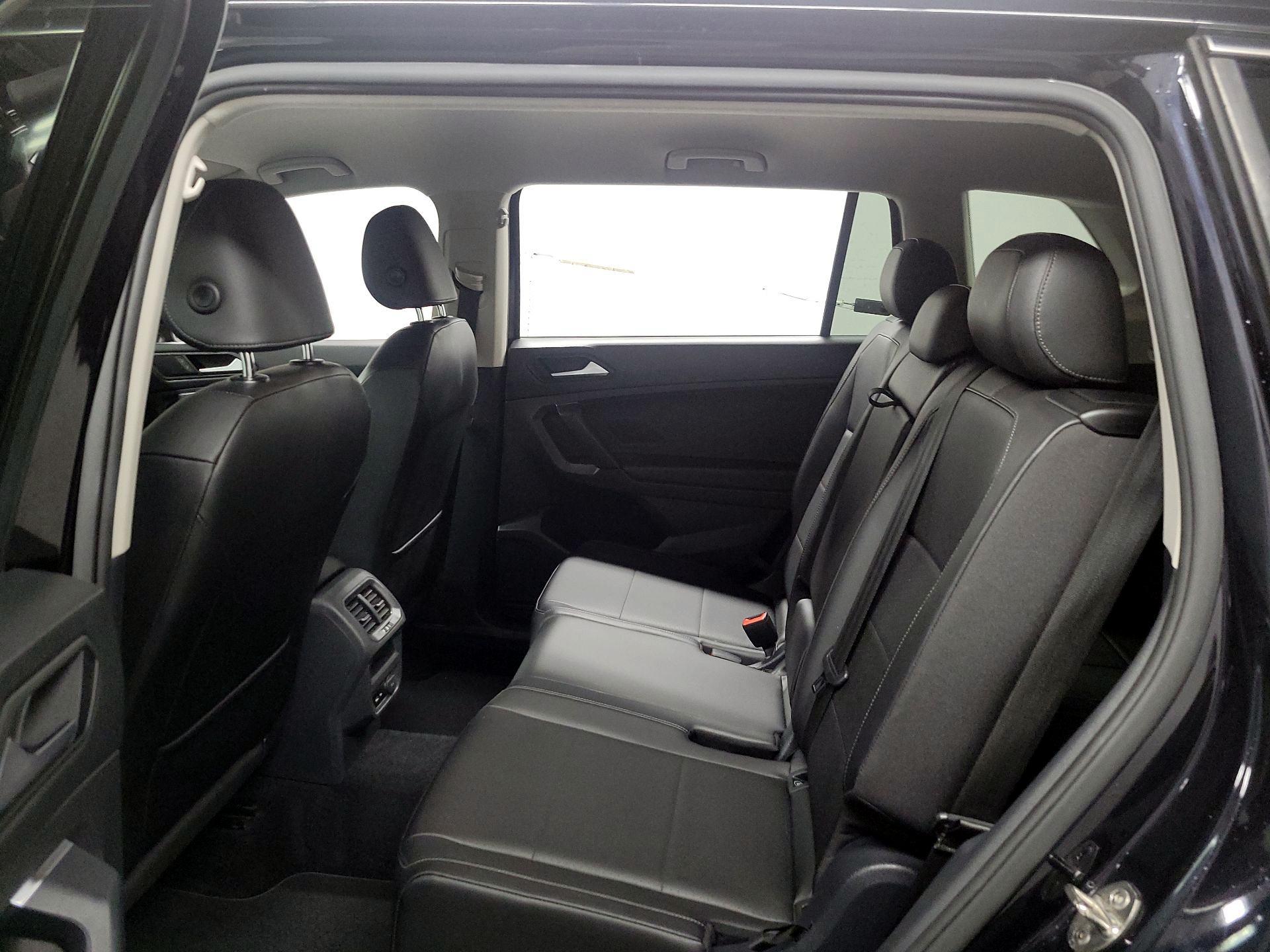 Thumbnail: 2019 Volkswagen Tiguan - 19