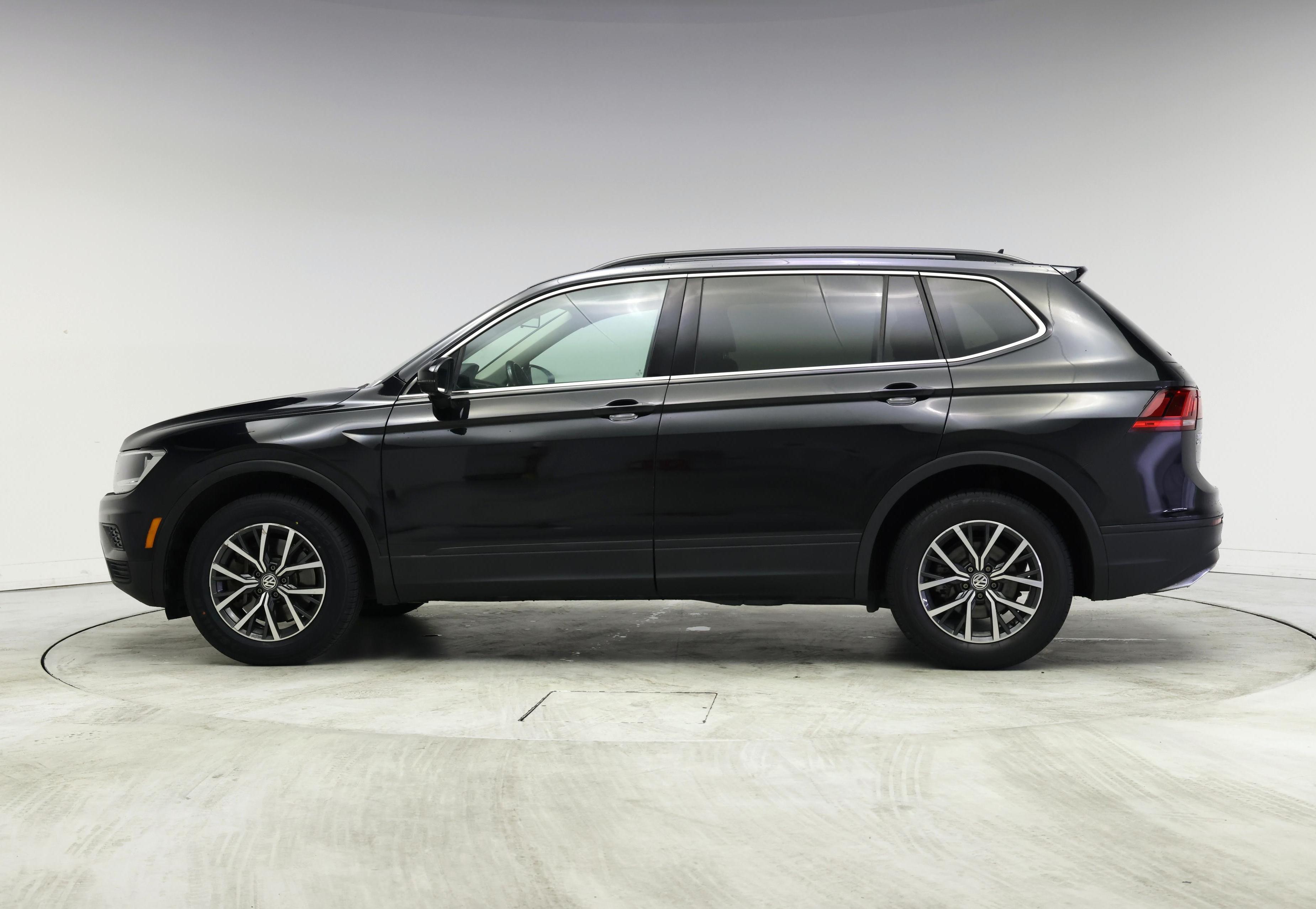 Thumbnail: 2019 Volkswagen Tiguan - 3