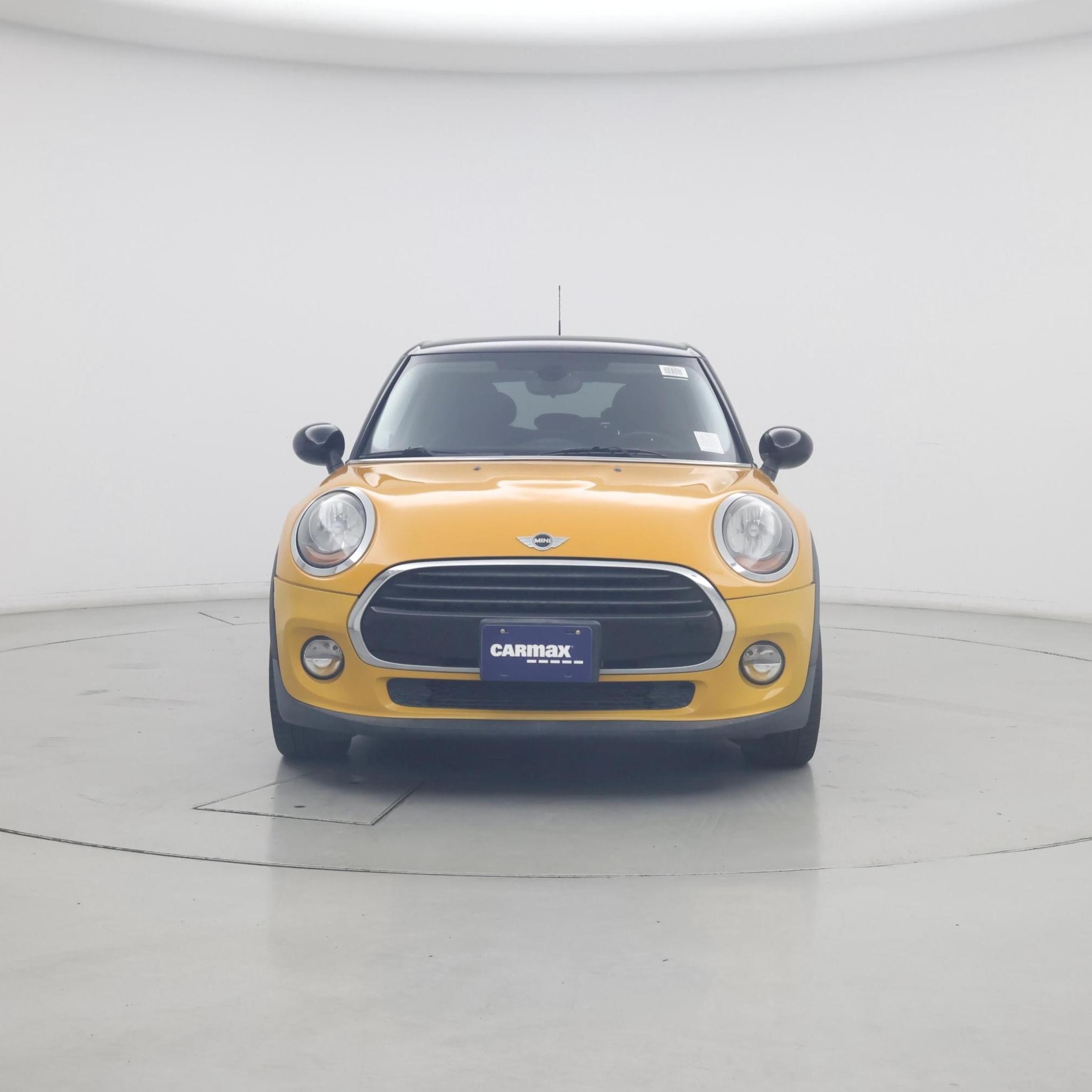 Thumbnail: 2016 MINI Cooper Hardtop - 5