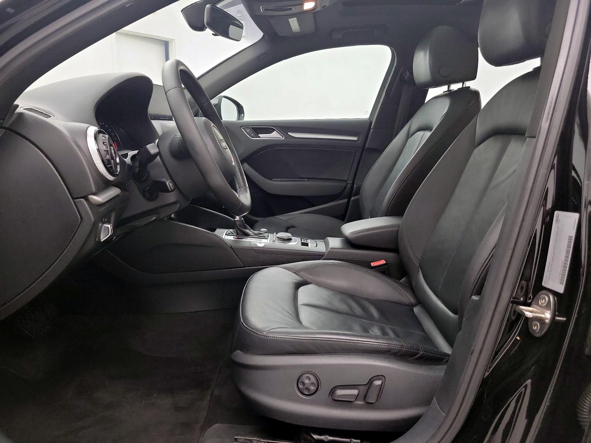 Thumbnail: 2016 Audi A3 - 11