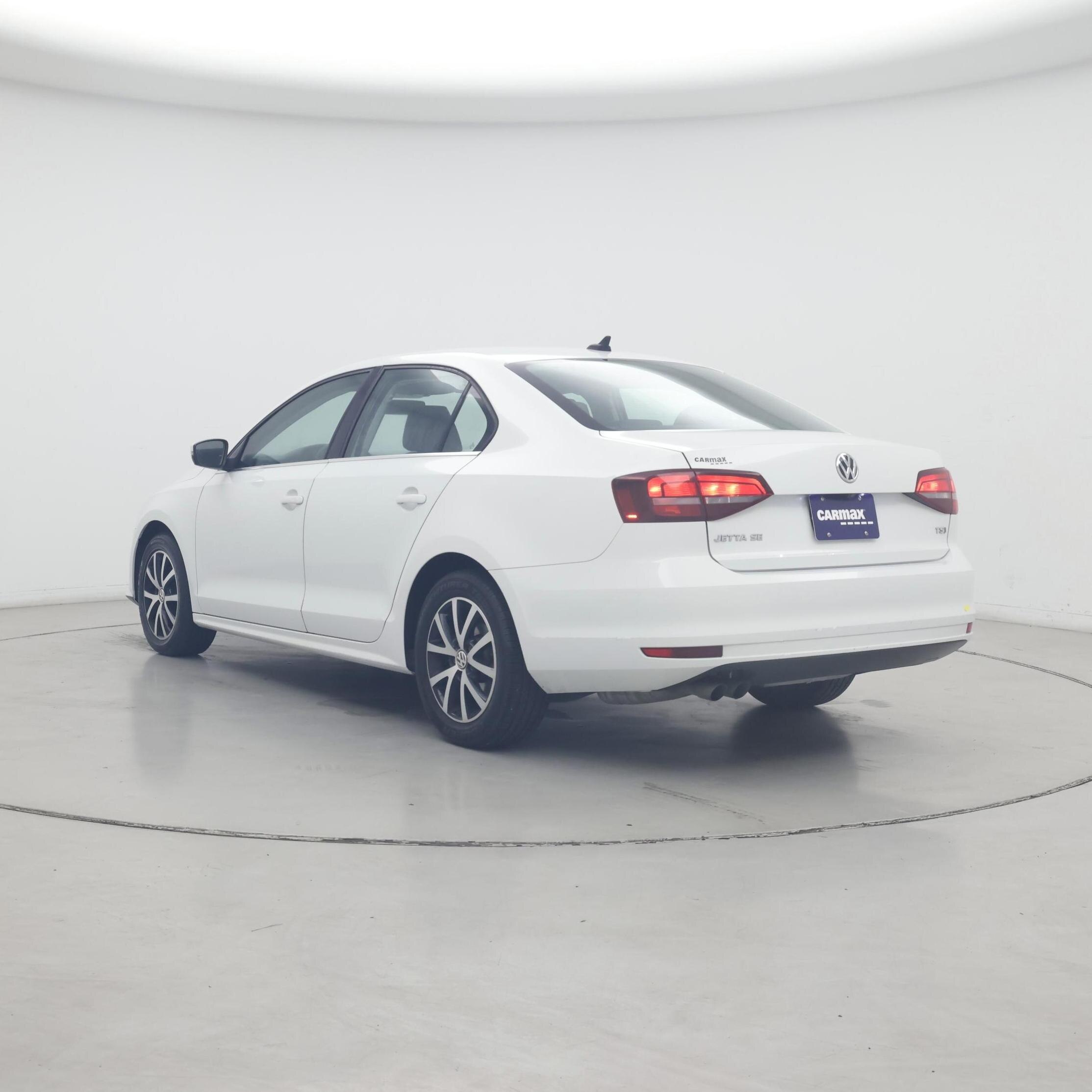 Thumbnail: 2017 Volkswagen Jetta - 2