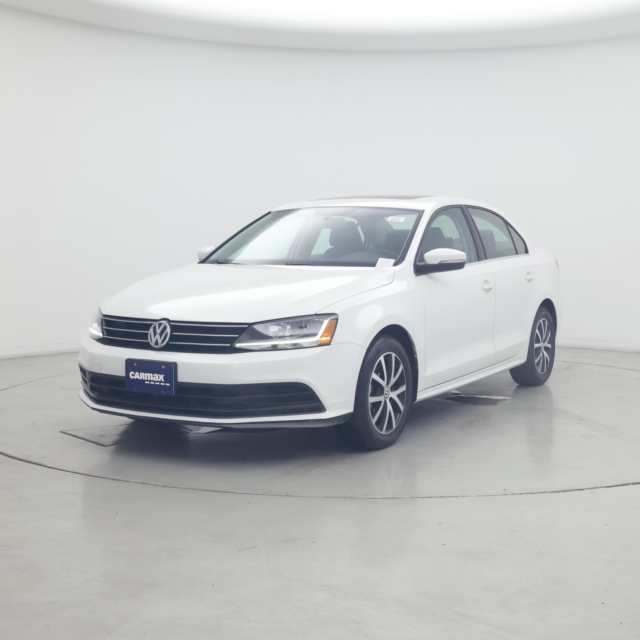 Thumbnail: 2017 Volkswagen Jetta - 4