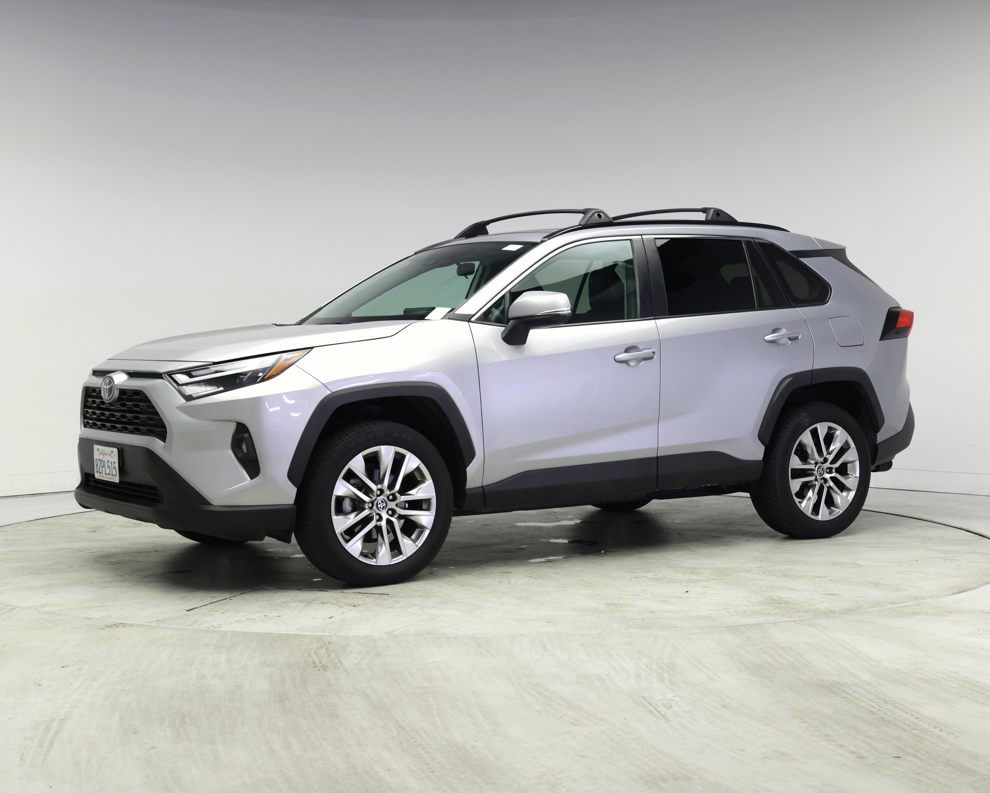 Thumbnail: 2022 Toyota RAV4 - 4
