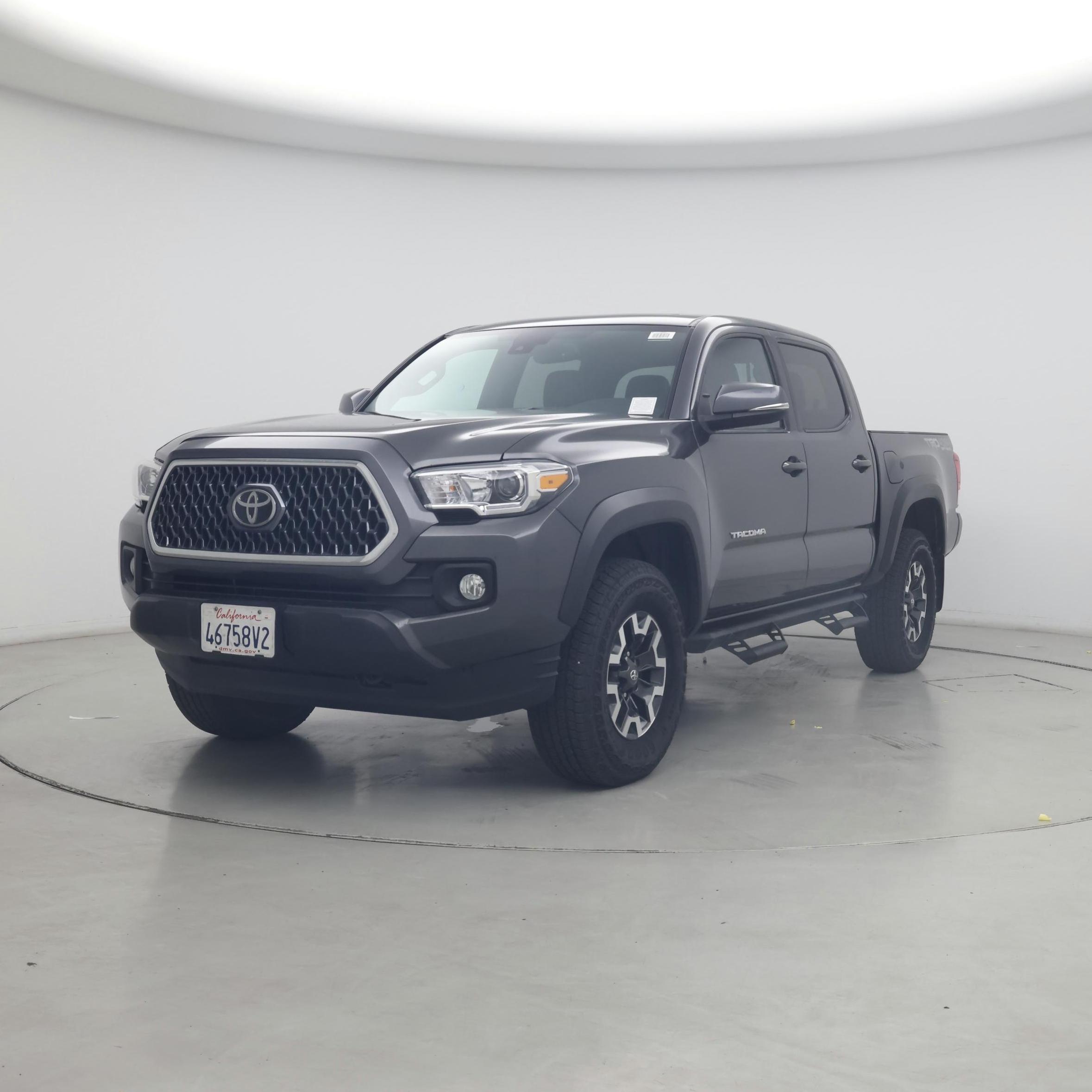 Thumbnail: 2019 Toyota Tacoma - 4