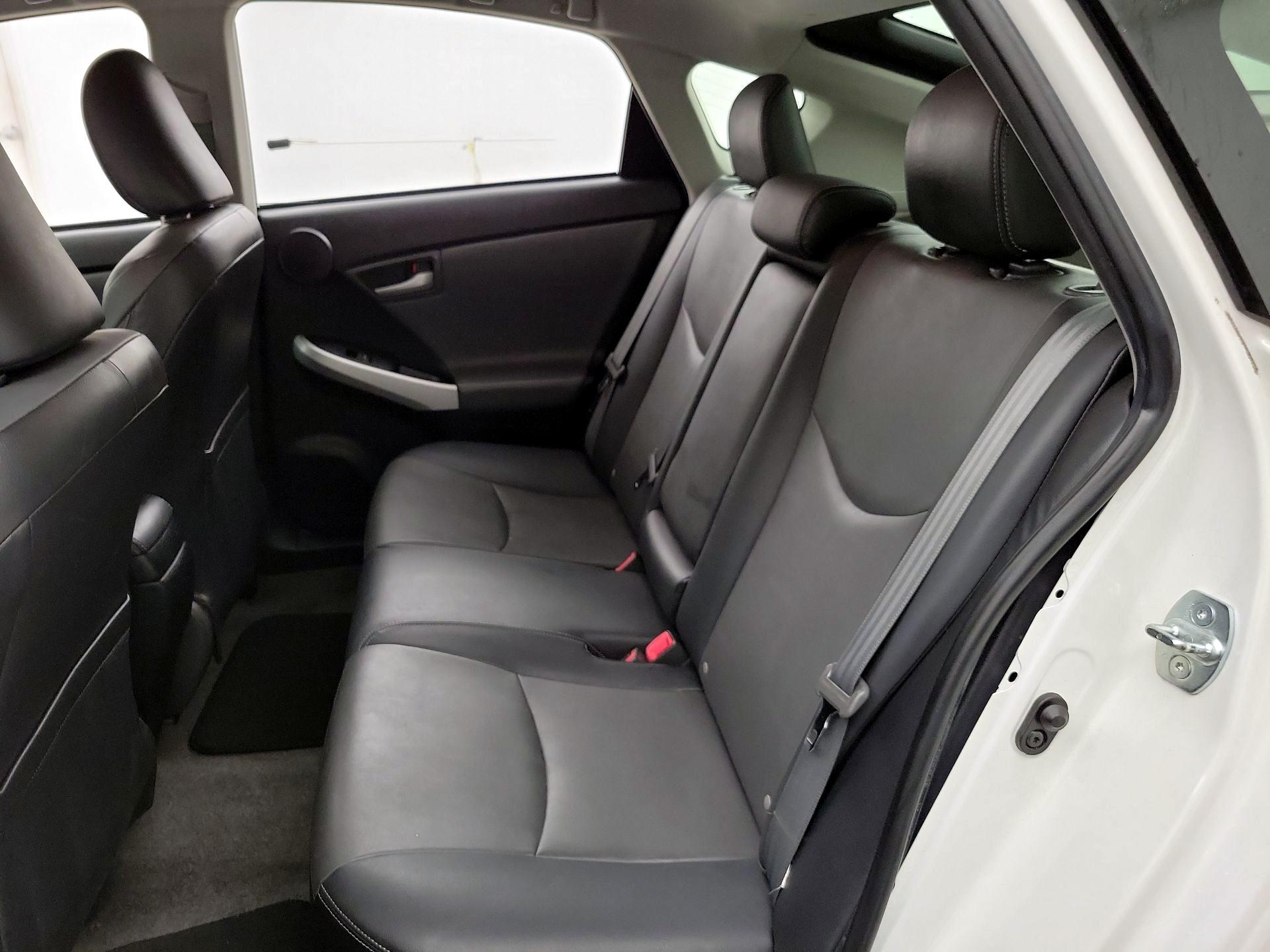 Thumbnail: 2014 Toyota Prius - 19