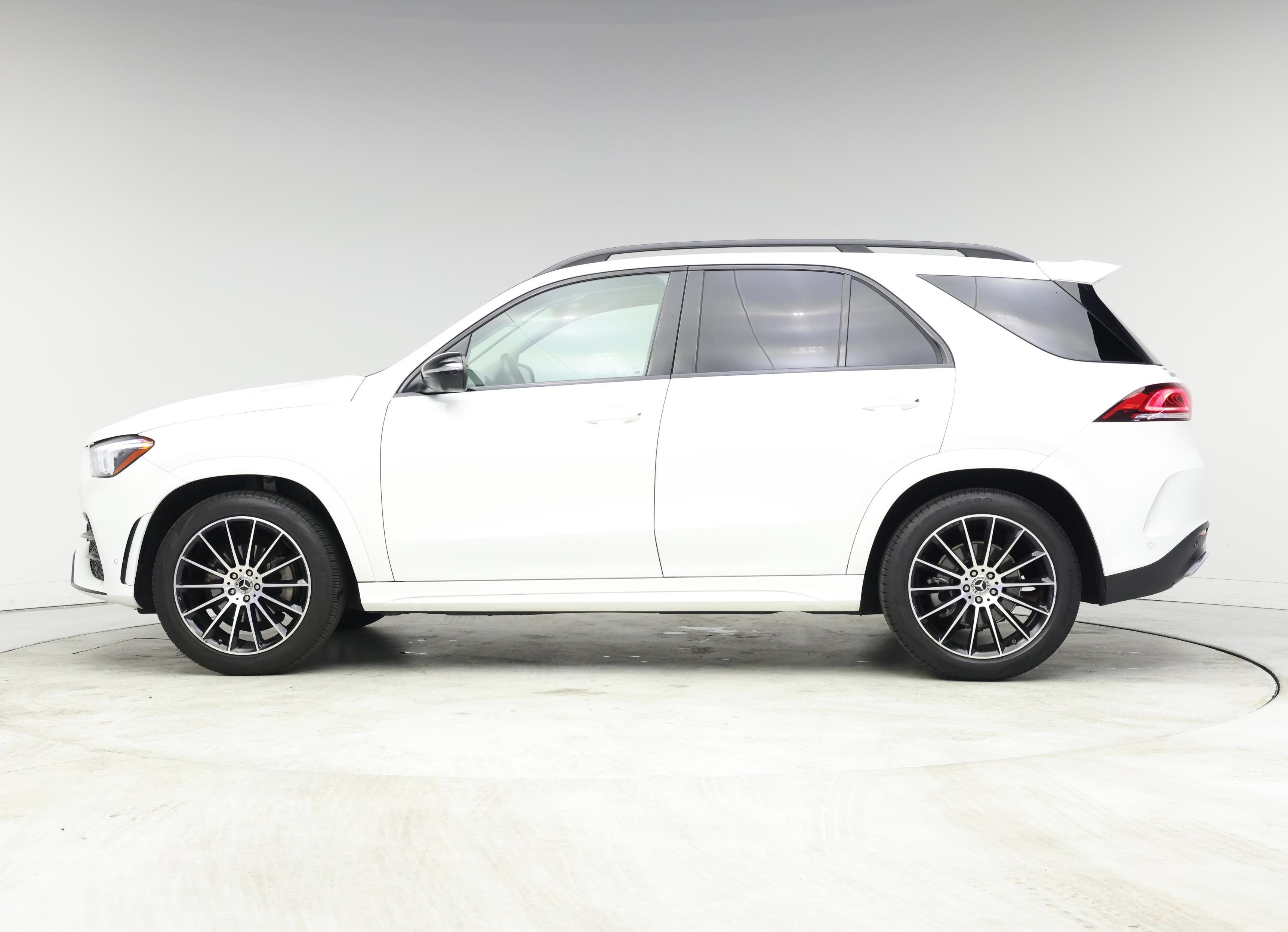 Thumbnail: 2023 Mercedes-Benz GLE - 3