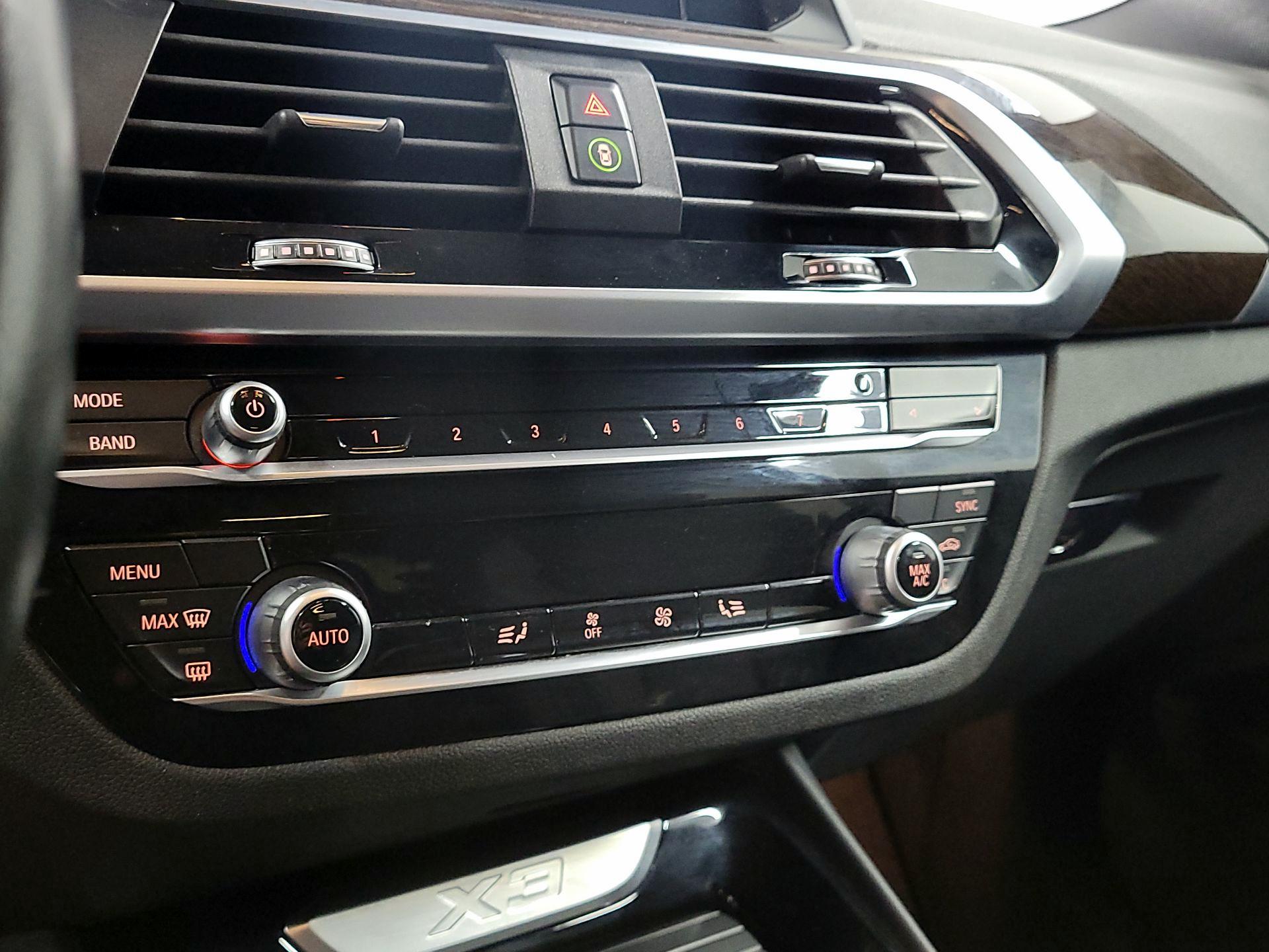 Thumbnail: 2019 BMW X3 - 16