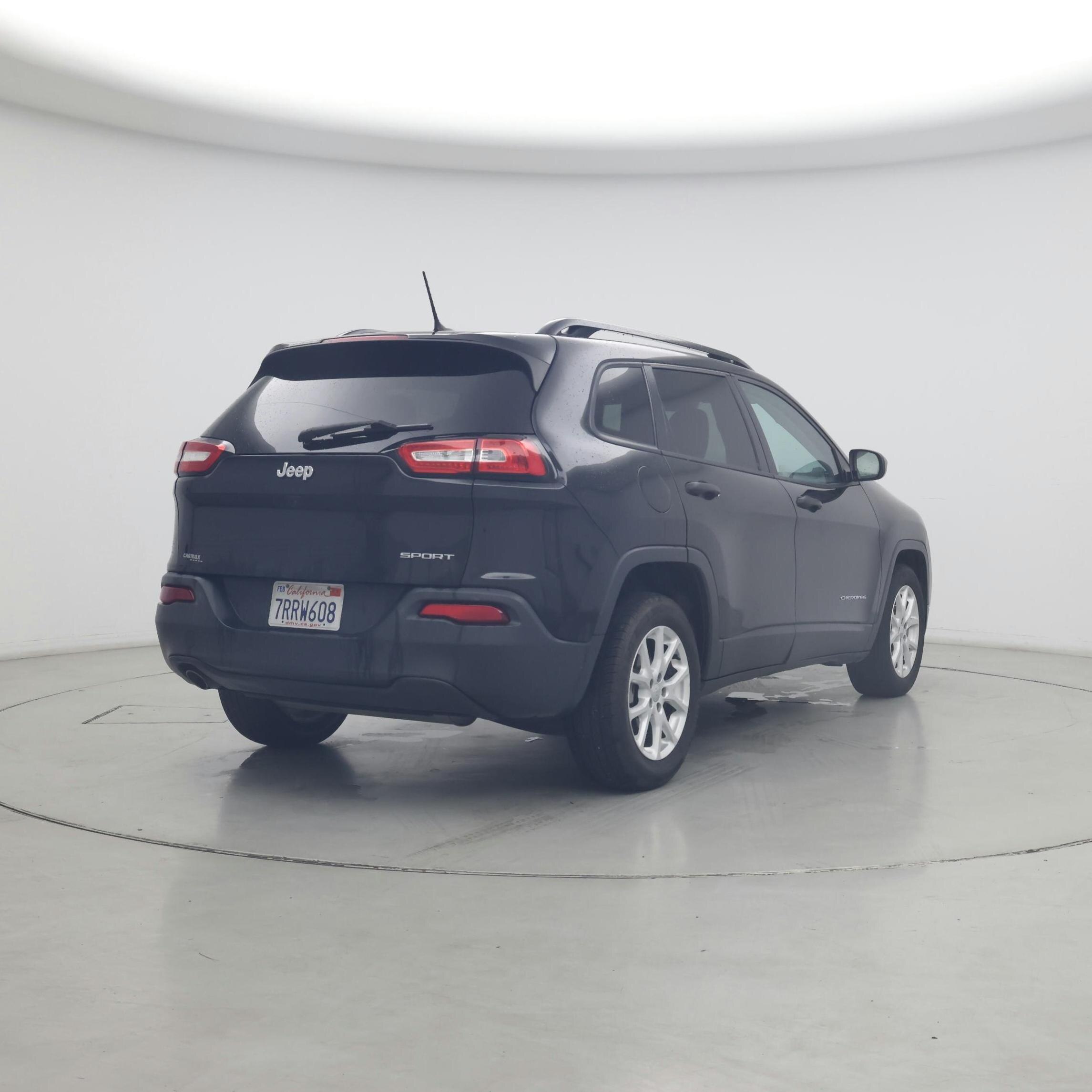 Thumbnail: 2016 Jeep Cherokee - 8
