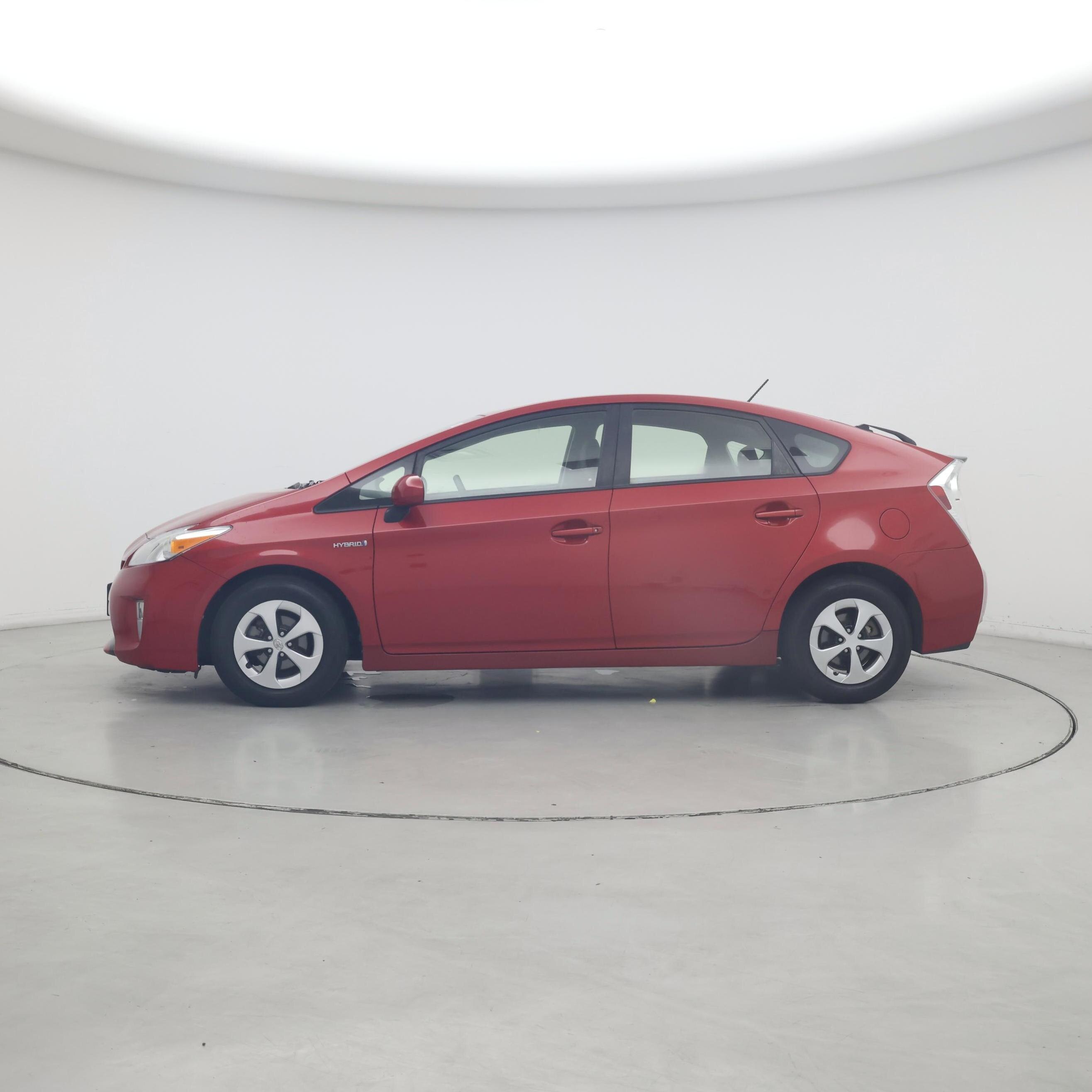 Thumbnail: 2014 Toyota Prius - 3