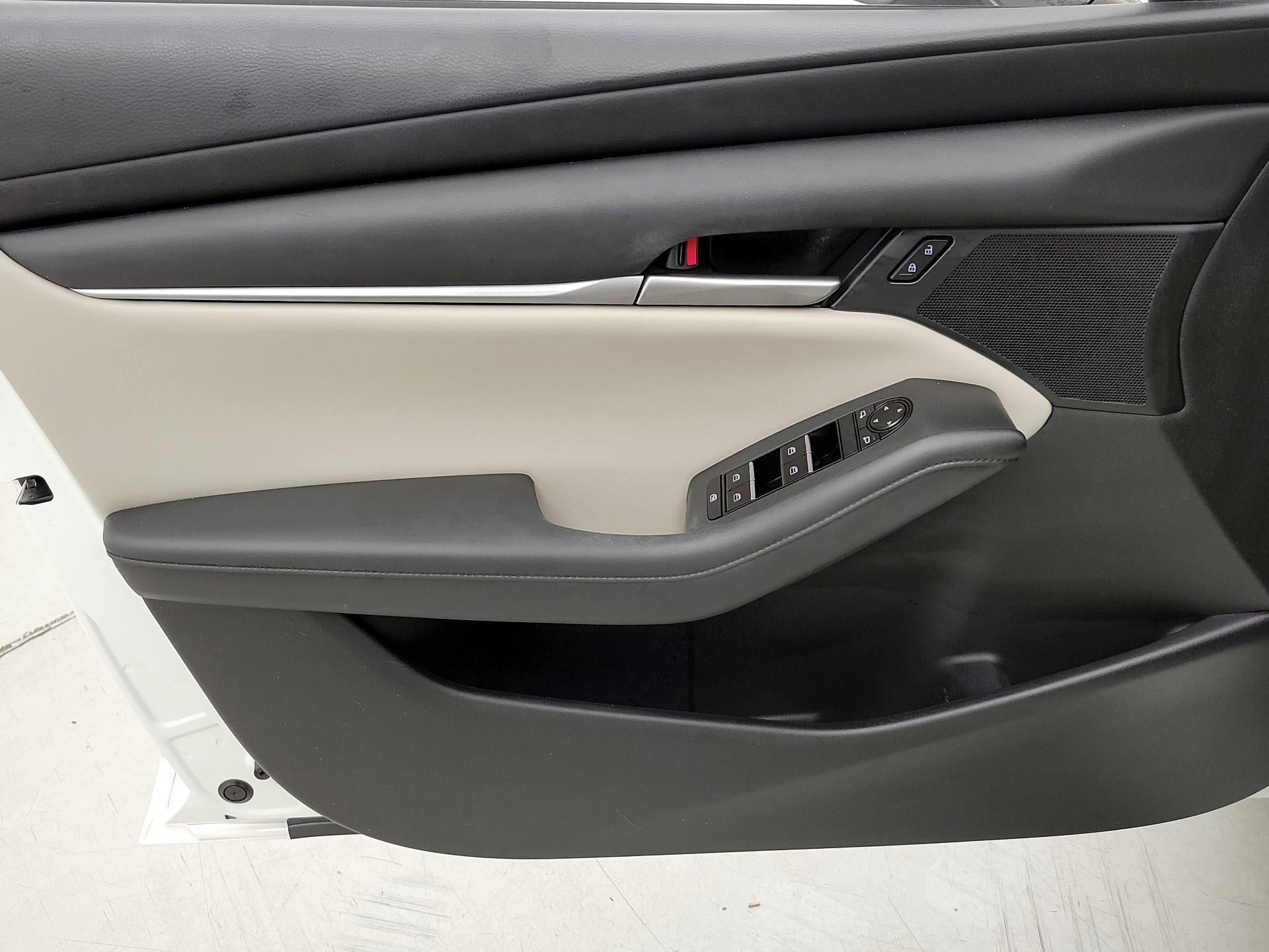 Thumbnail: 2020 Mazda Mazda3 - 12