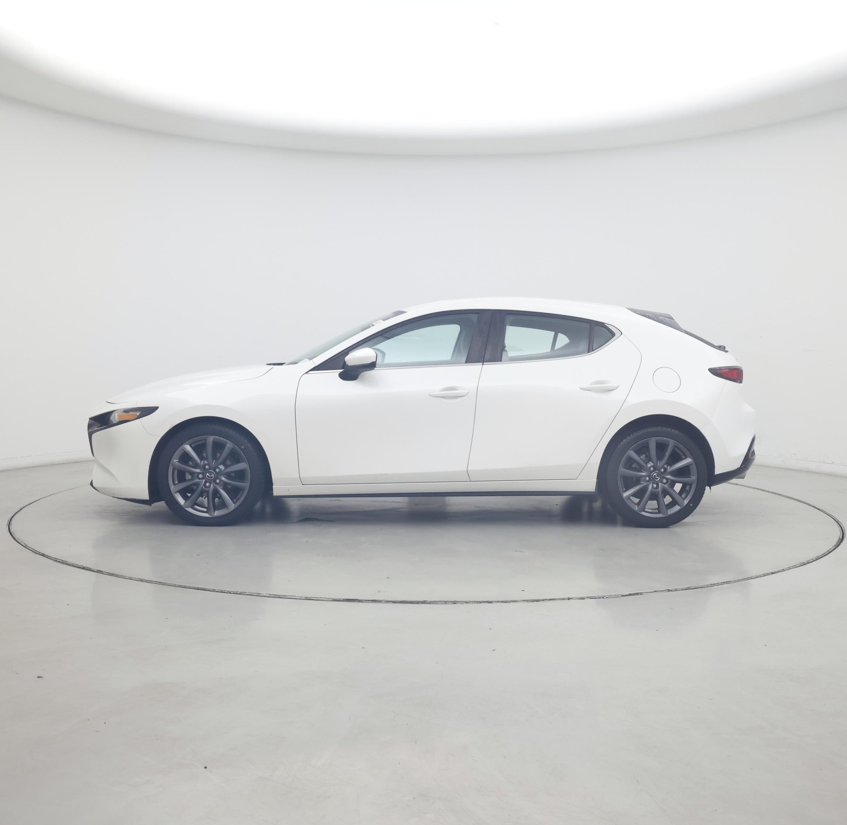 Thumbnail: 2020 Mazda Mazda3 - 3