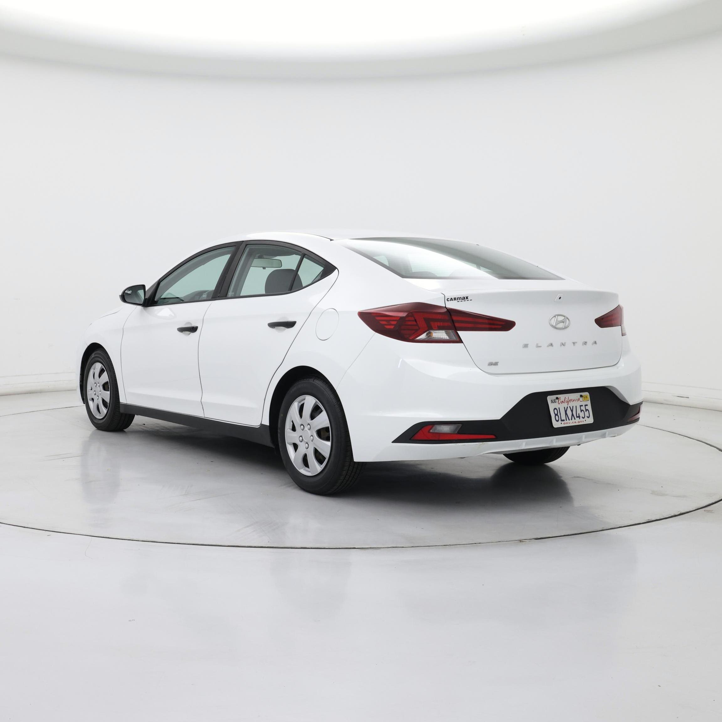 Thumbnail: 2019 Hyundai Elantra - 2