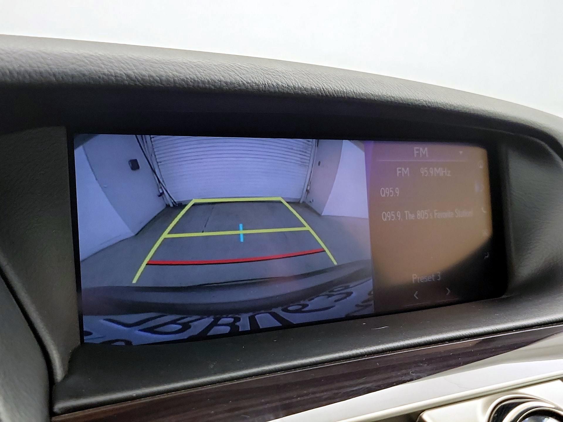 Thumbnail: 2016 Lexus LS - 15