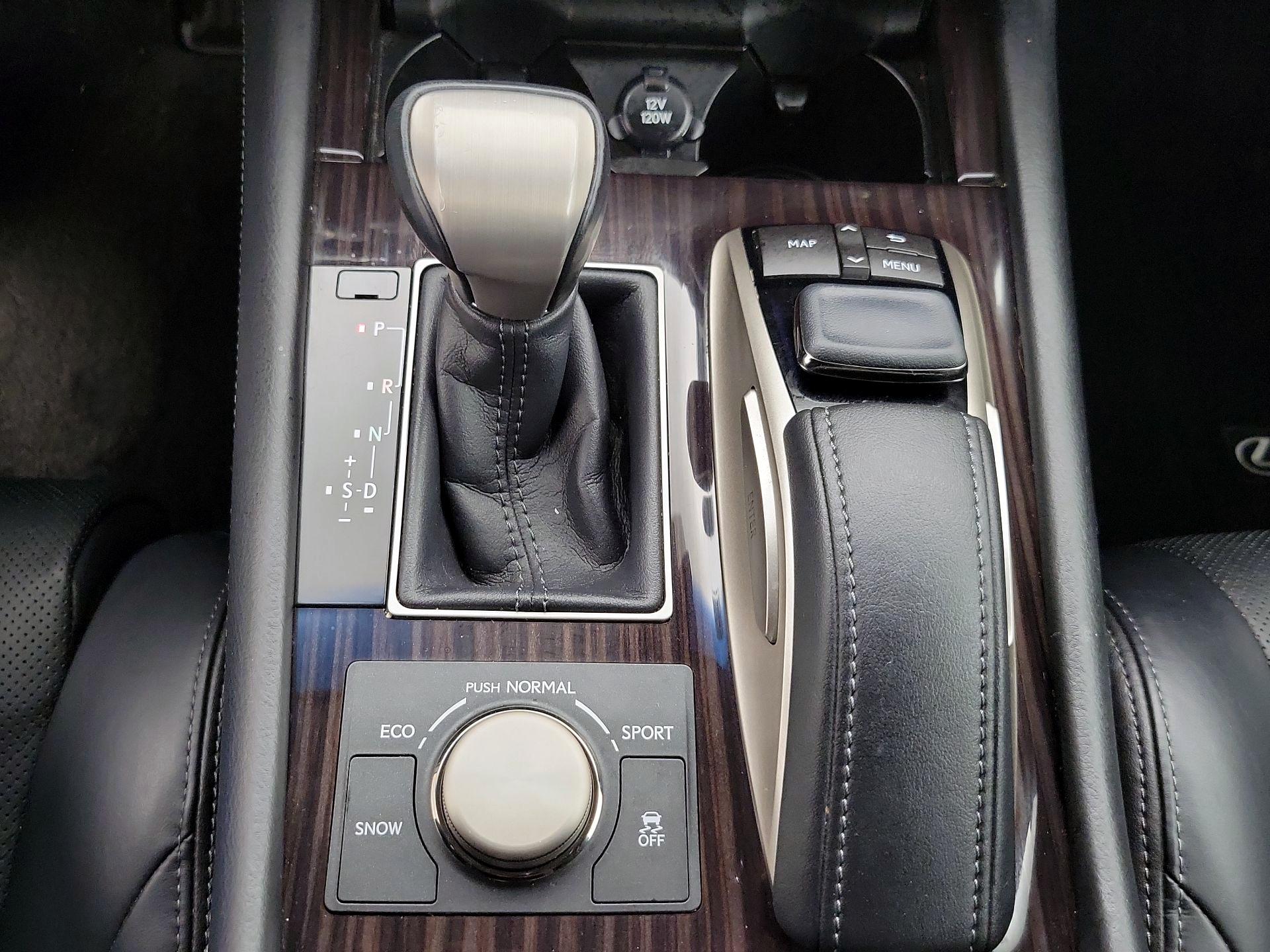 Thumbnail: 2016 Lexus LS - 18