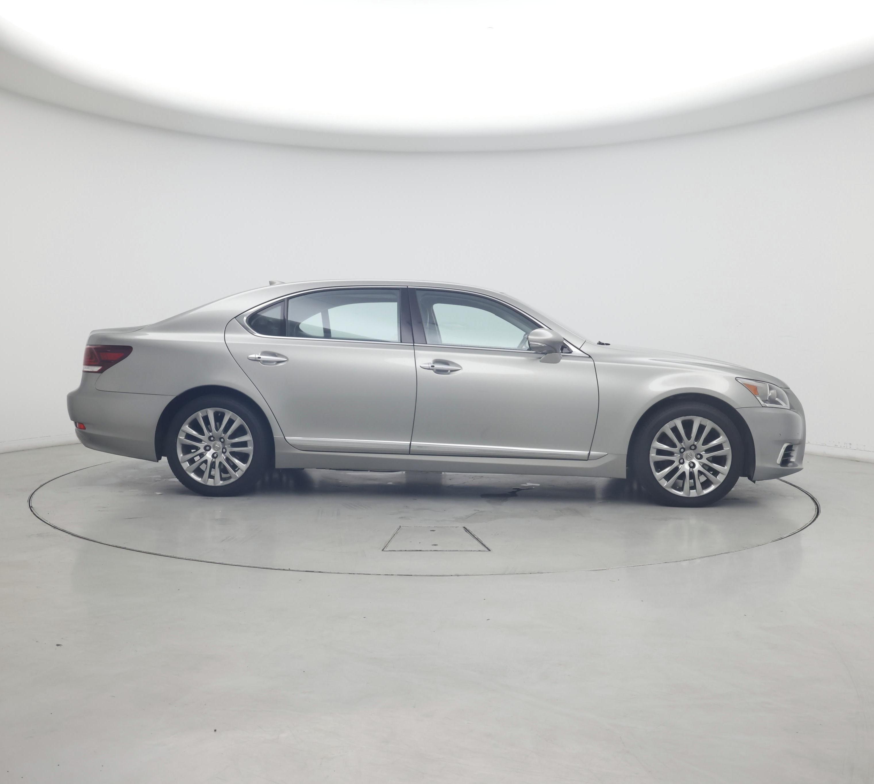 Thumbnail: 2016 Lexus LS - 7