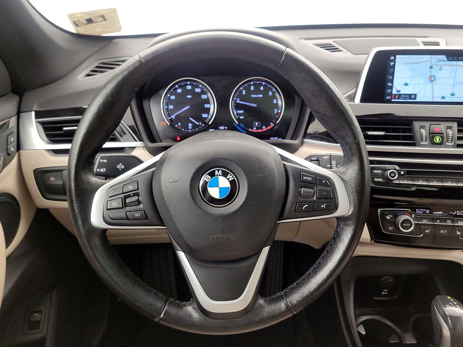 Thumbnail: 2019 BMW X1 - 10