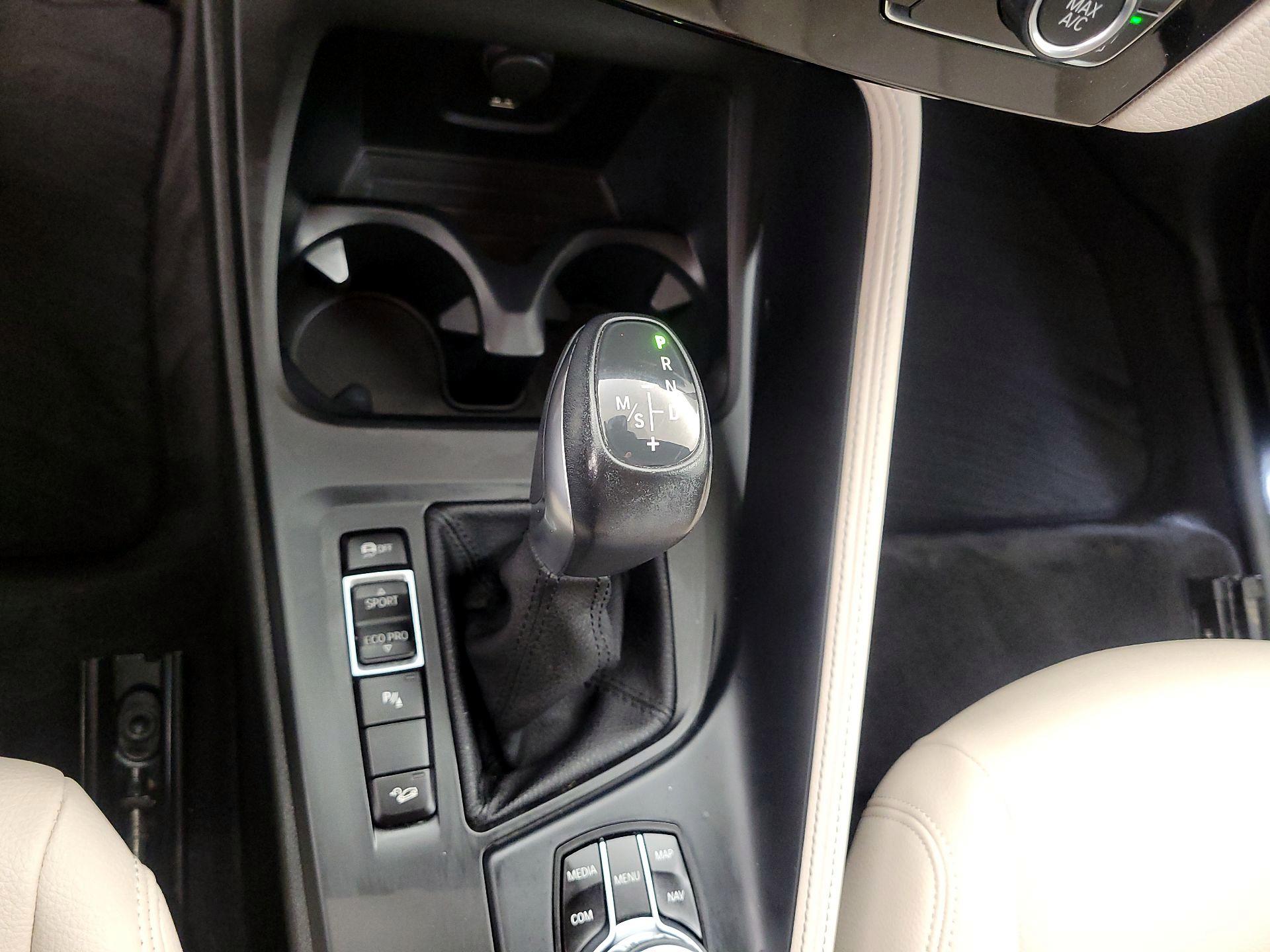 Thumbnail: 2019 BMW X1 - 18