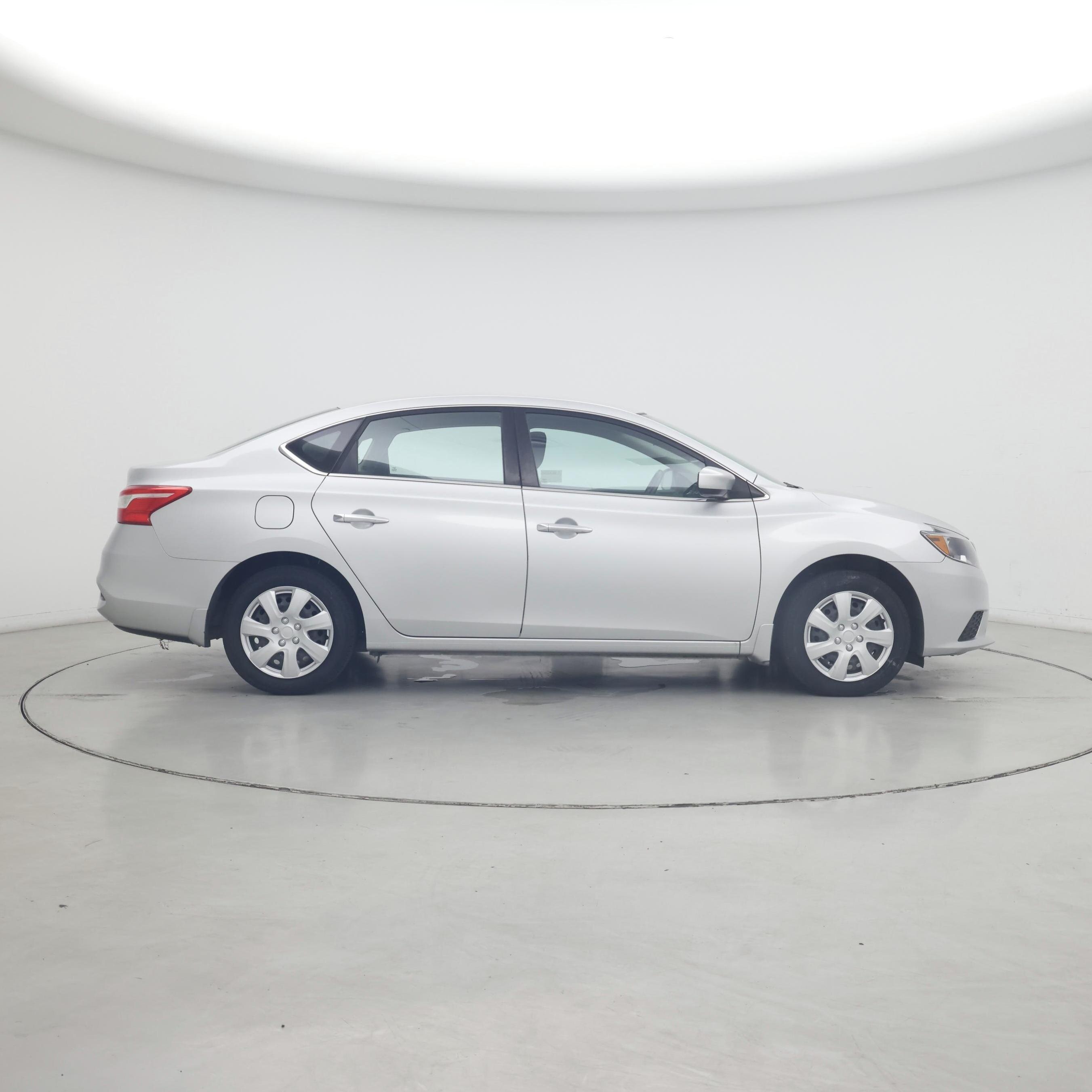 Thumbnail: 2018 Nissan Sentra - 7